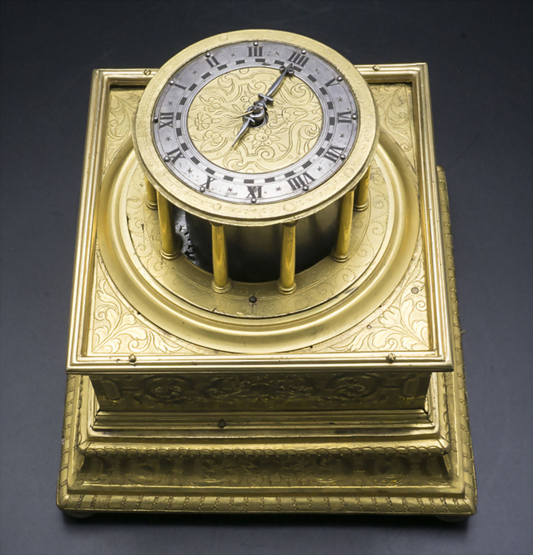 Tischuhr / A table clock, süddeutsch, um 1620