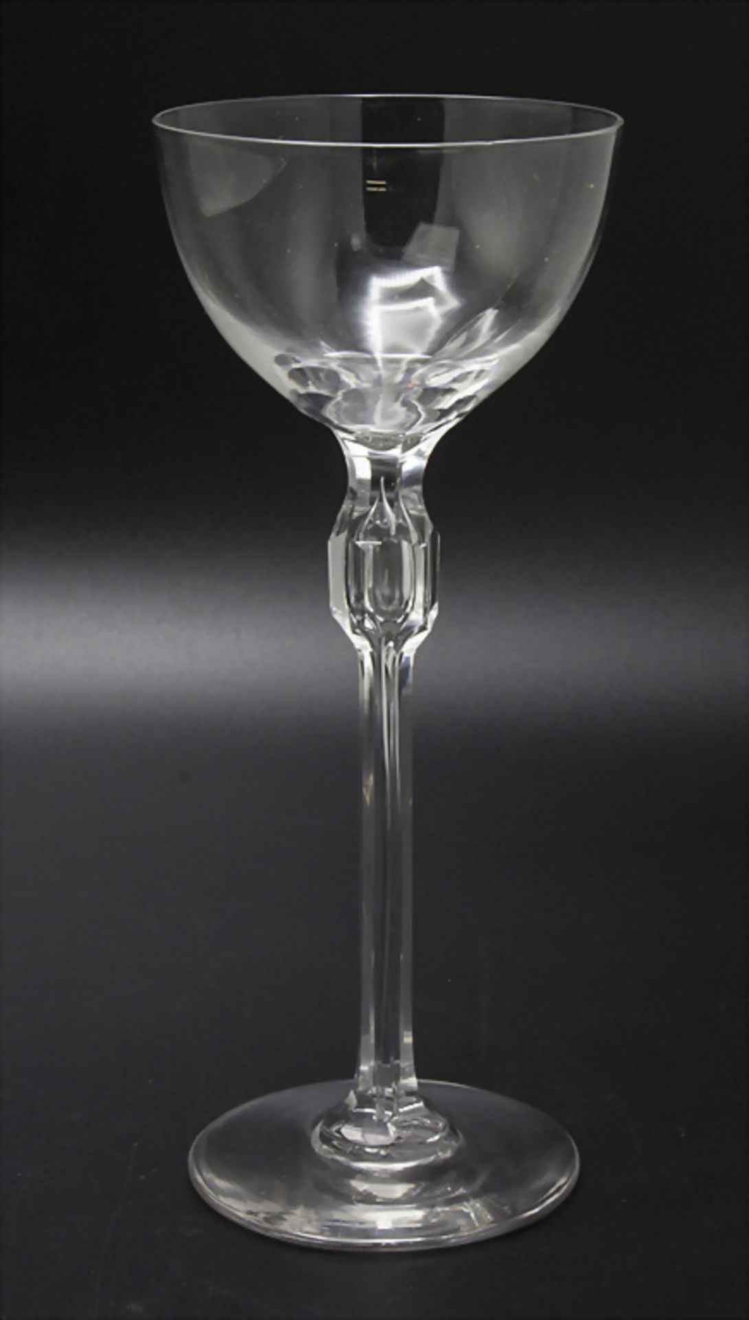 Elegantes Jugendstil Weinglas / An elegant Art Nouveau wine glass, Josephinenhütte, ...