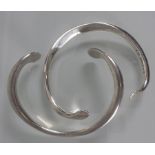 2 Armreife aus Sterlingsilber / 2 sterling silver bangles, Dänemark