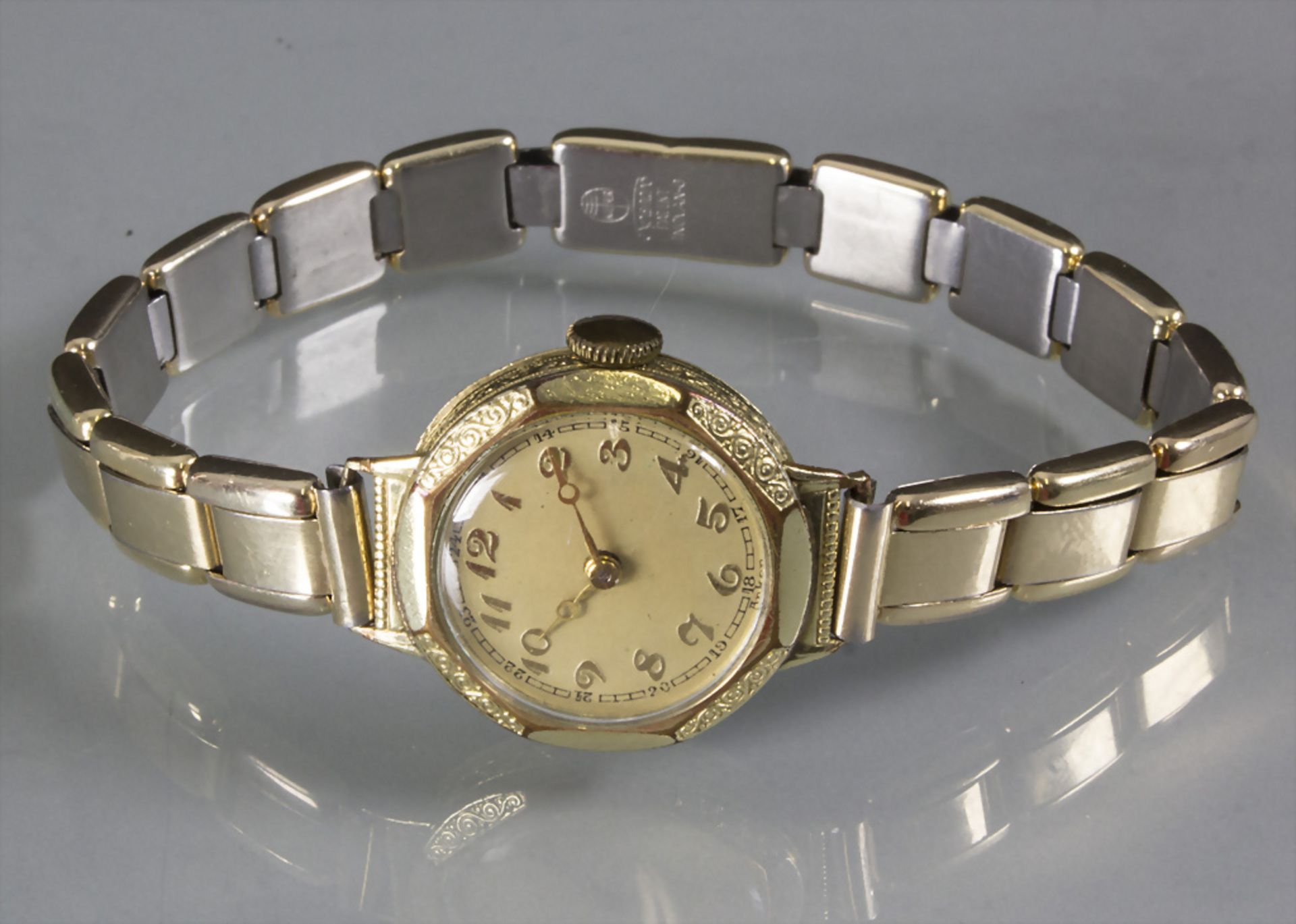 Damen Armbanduhr / A ladies 14ct gold wrist watch, Schweiz, um 1920