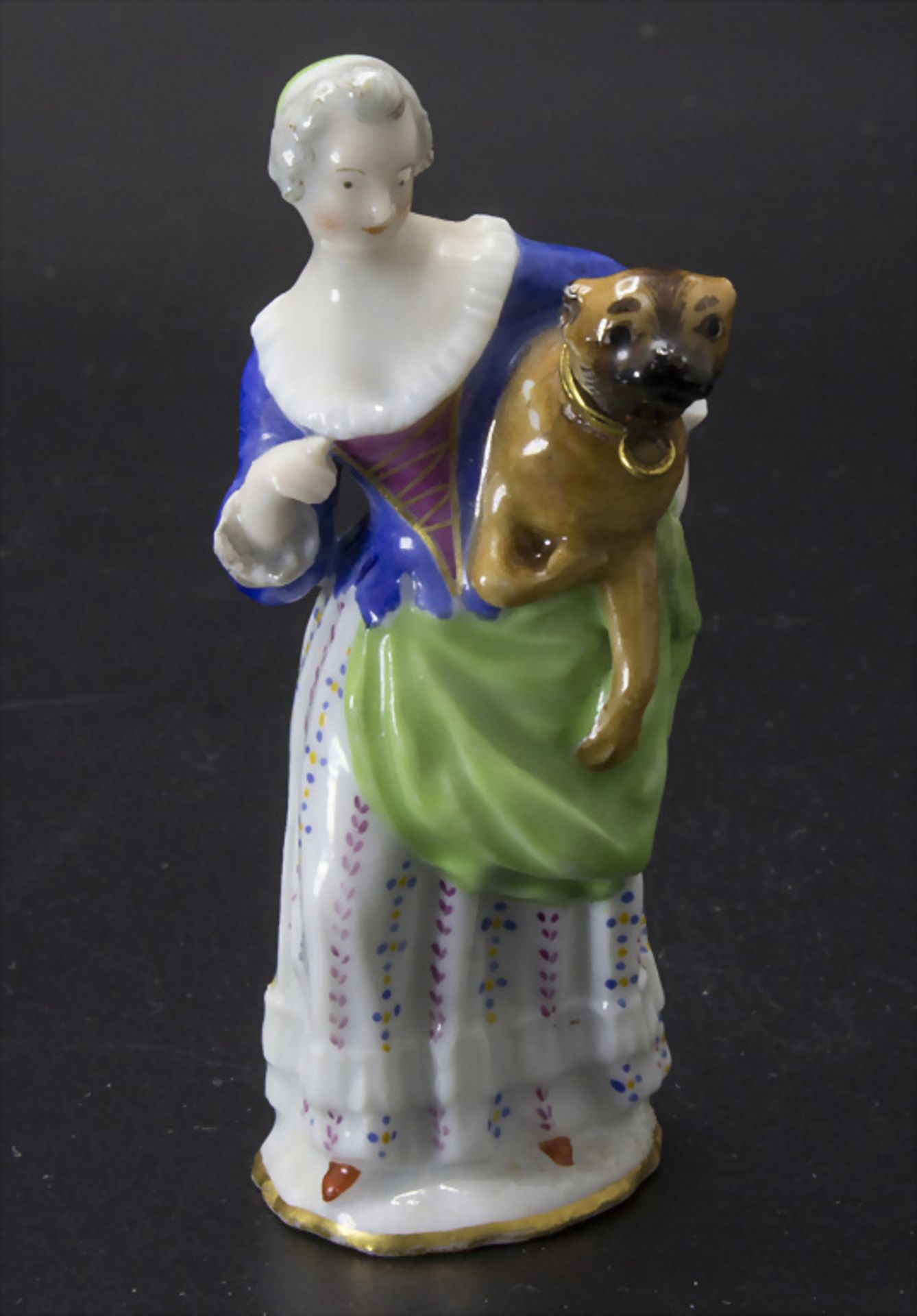 Parfüm-Flakon 'Rokoko-Dame mit Mops' / A perfume bottle 'Rococo lady with pug dog', Meissen, ...