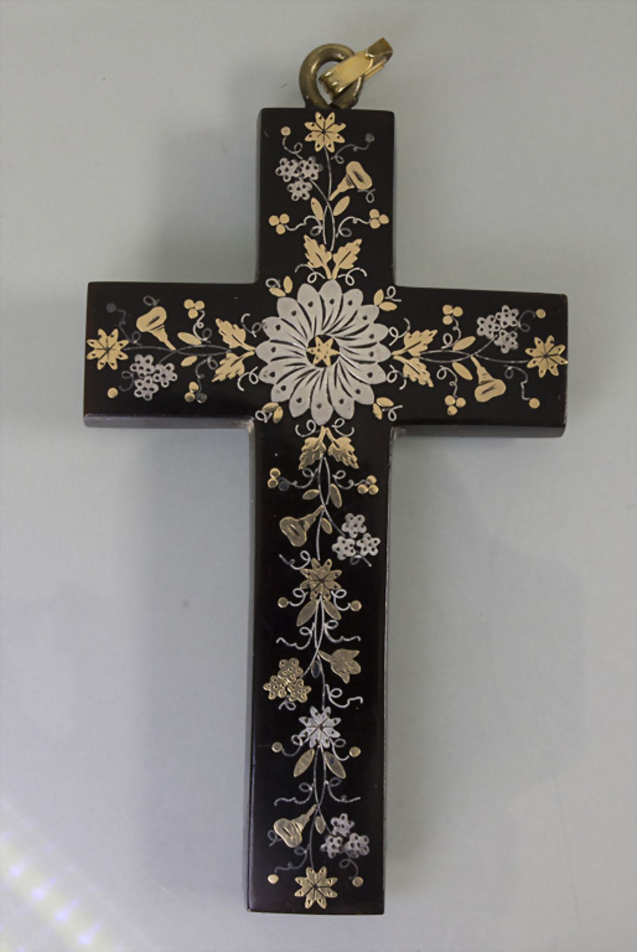 Kreuzanhänger / A cross pendant, Frankreich, um 1820