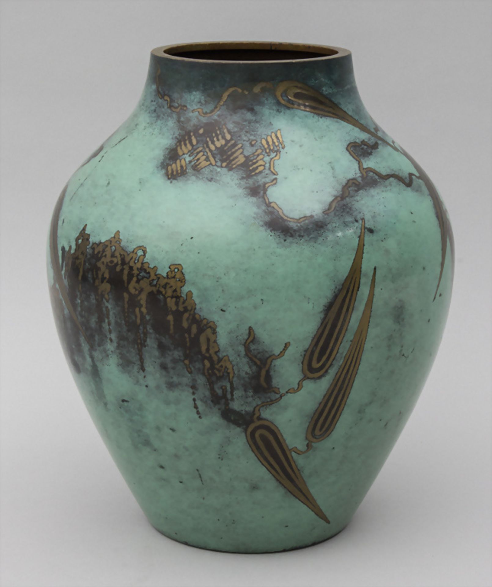Ikora-Metall-Vase / An 'Ikora' brass vase, WMF, um 1935