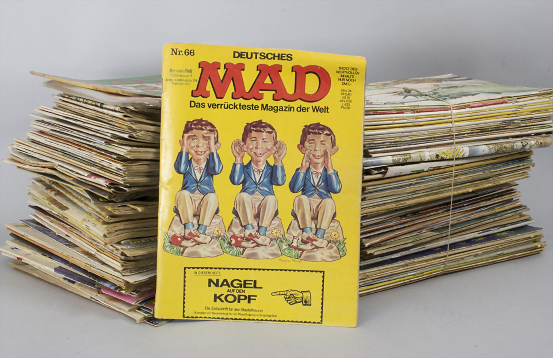 Konvolut aus Comicstapeln 'MAD' in deutscher Sprache