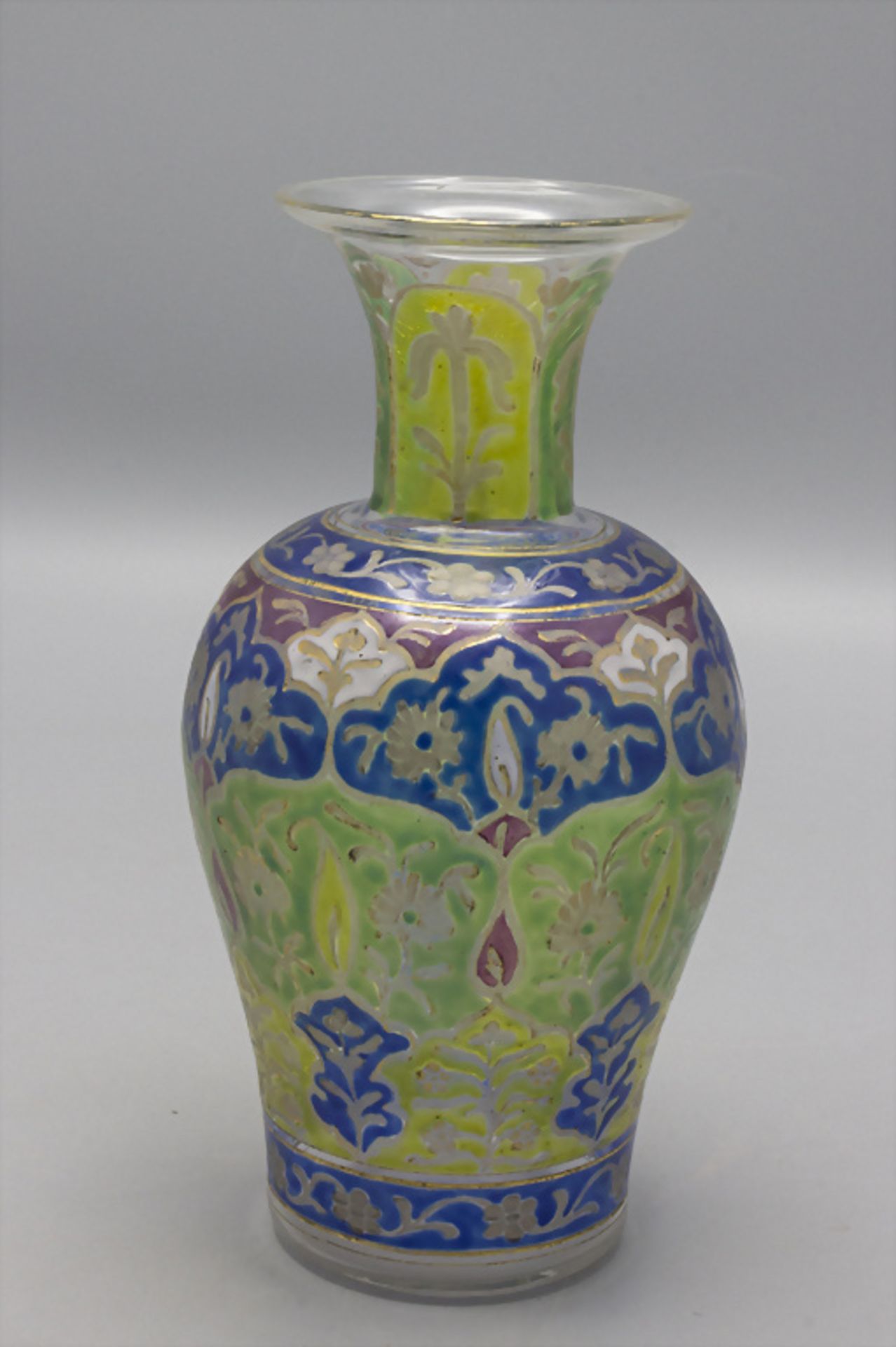 Jugendstil Vase mit orientalischen Dekor / An Art Nouveau vase with Oriental decor, Fritz ...