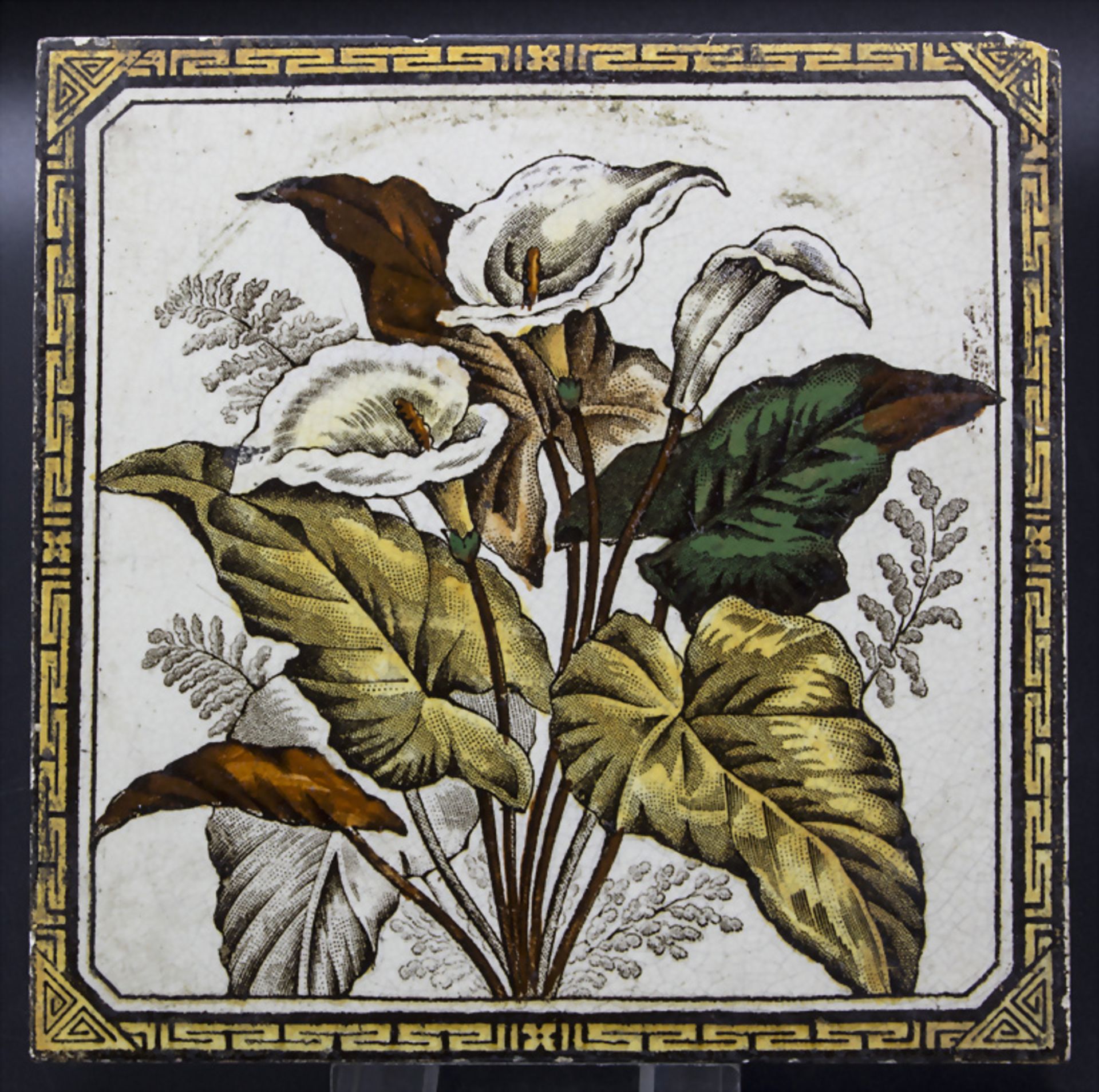 Viktorianische Kachel mit floralem Dekor / A Victorian tile with floral decor, England, 19. Jh.