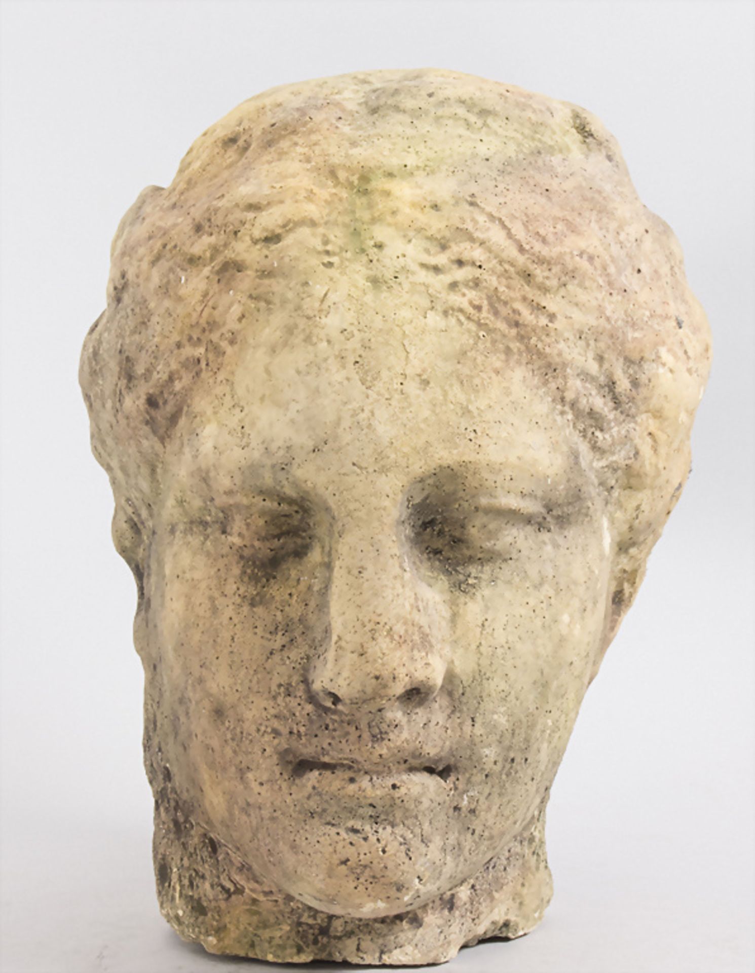 Gartenskulptur 'Kopf der Hygeia' / A garden sculpture 'Head of the goddess of Health', wohl 19. Jh.