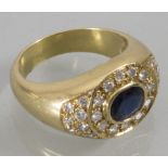 Damenring mit Saphir und Diamanten / A ladies gold ring with sapphire and diamonds, ...