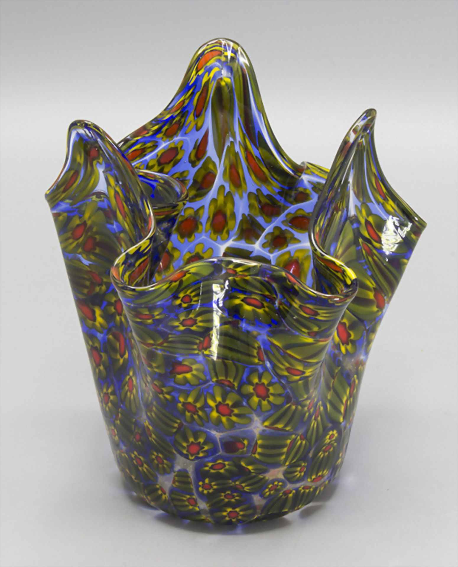 Taschentuchvase 'Fazzoletto' / A handkerchief glass vase, Murano, 50er Jahre
