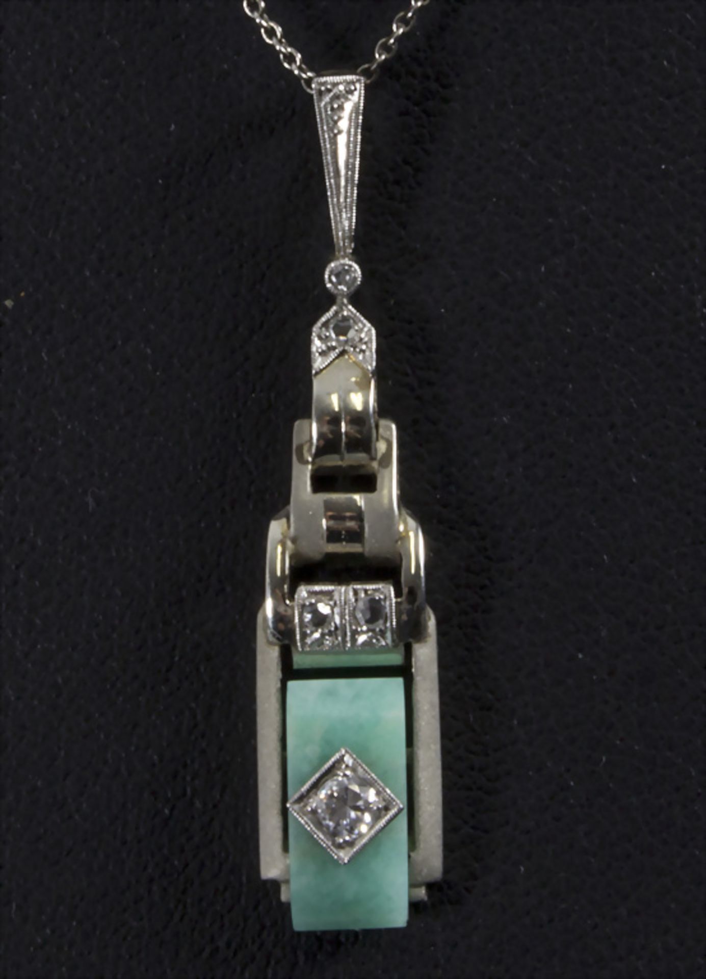 Jugendstil Goldkette mit Anhänger / An Art Nouveau 14ct gold necklace with pendant with diamond