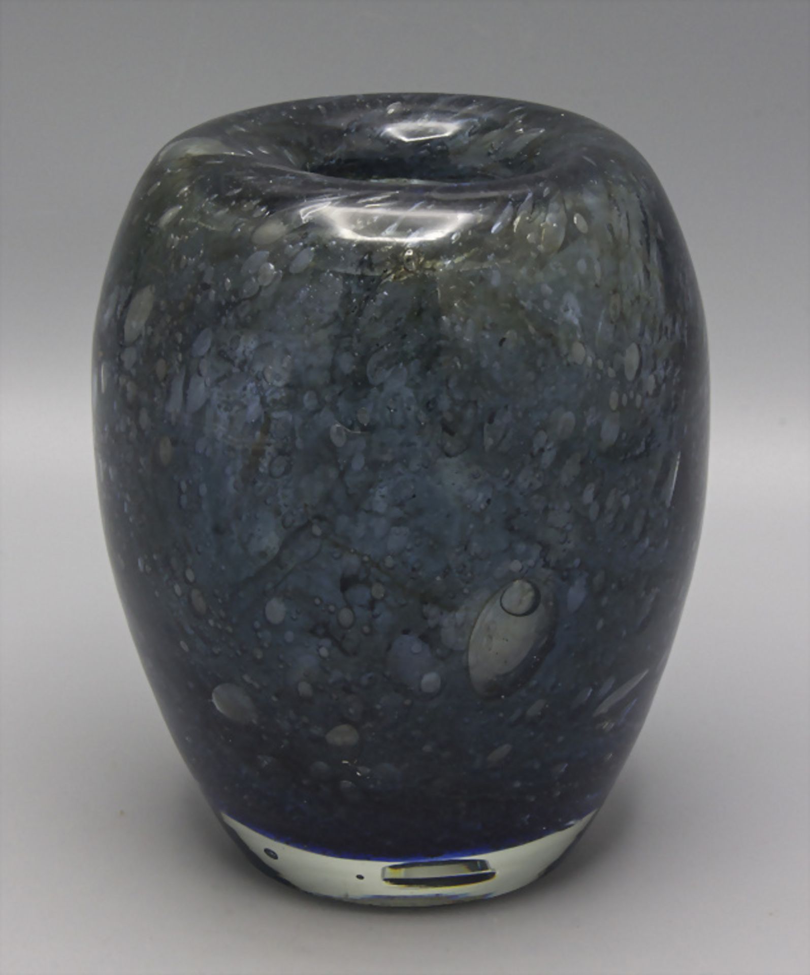 Vase 'Dexel-Ei' / A vase 'Dexel egg', Walter Dexel für WMF, 1930er Jahre