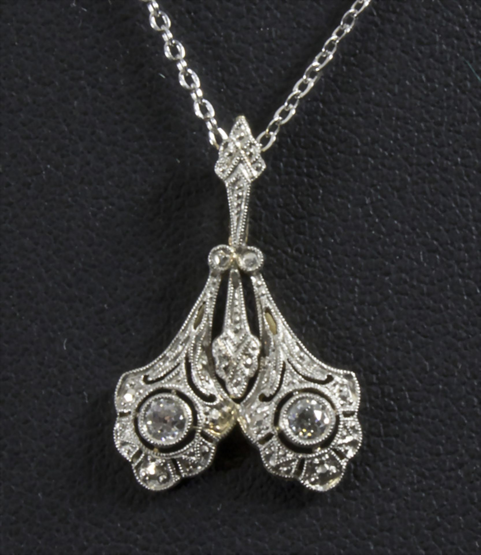 Jugendstil Collier / An Art Nouveau silver necklace 14ct gold pendant with diamonds