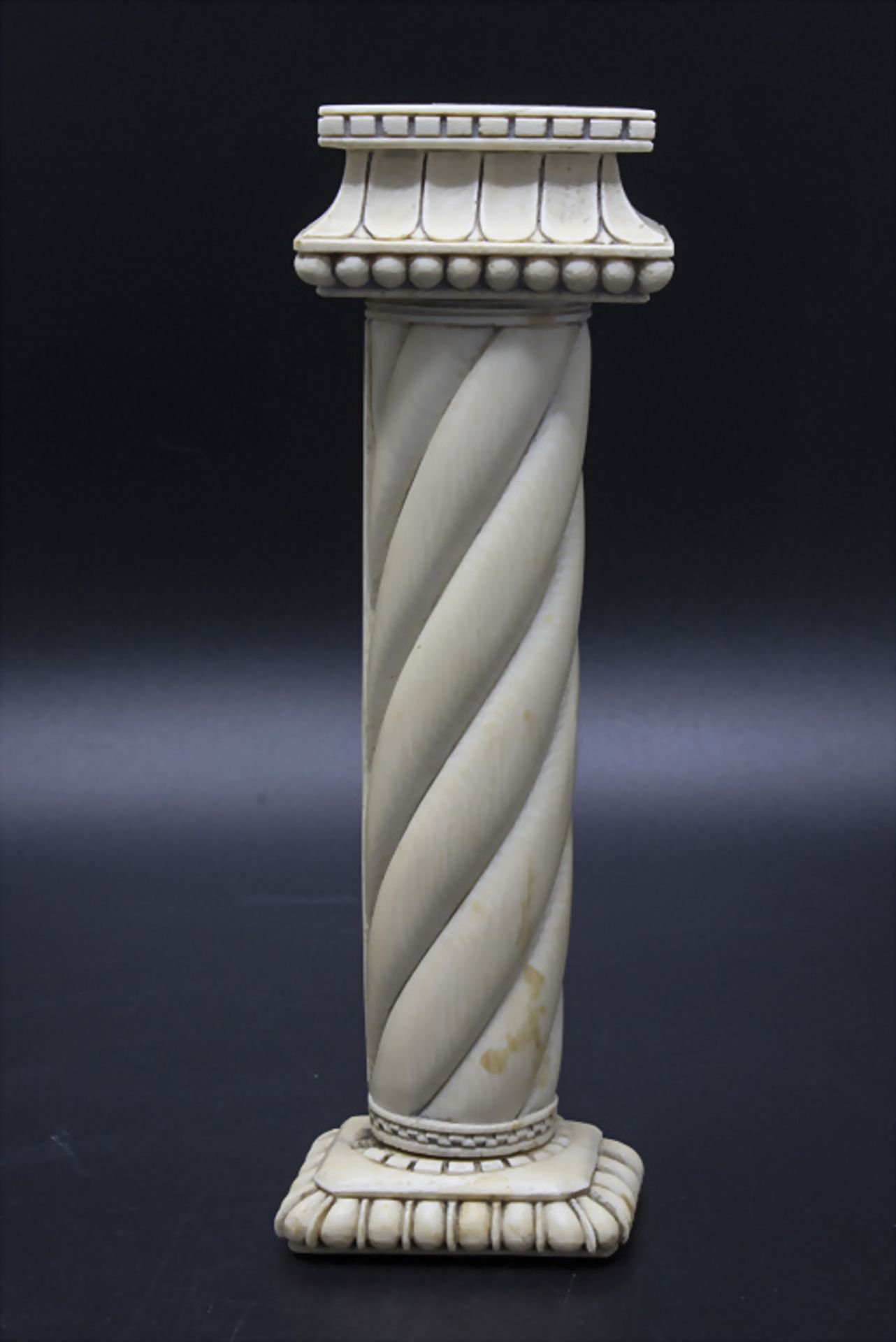 Elfenbeinsäule / An ivory column, 19. Jh.