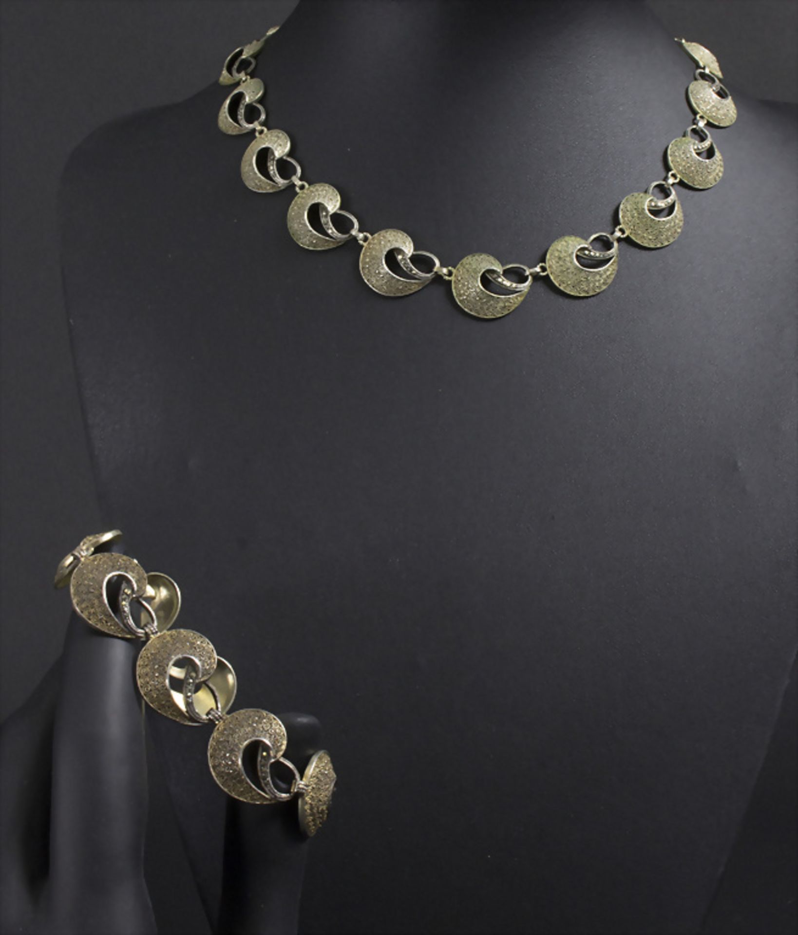 Art Déco Kette und Armband / An Art Deco silver necklace and bracelet, Theodor Fahrner, ...
