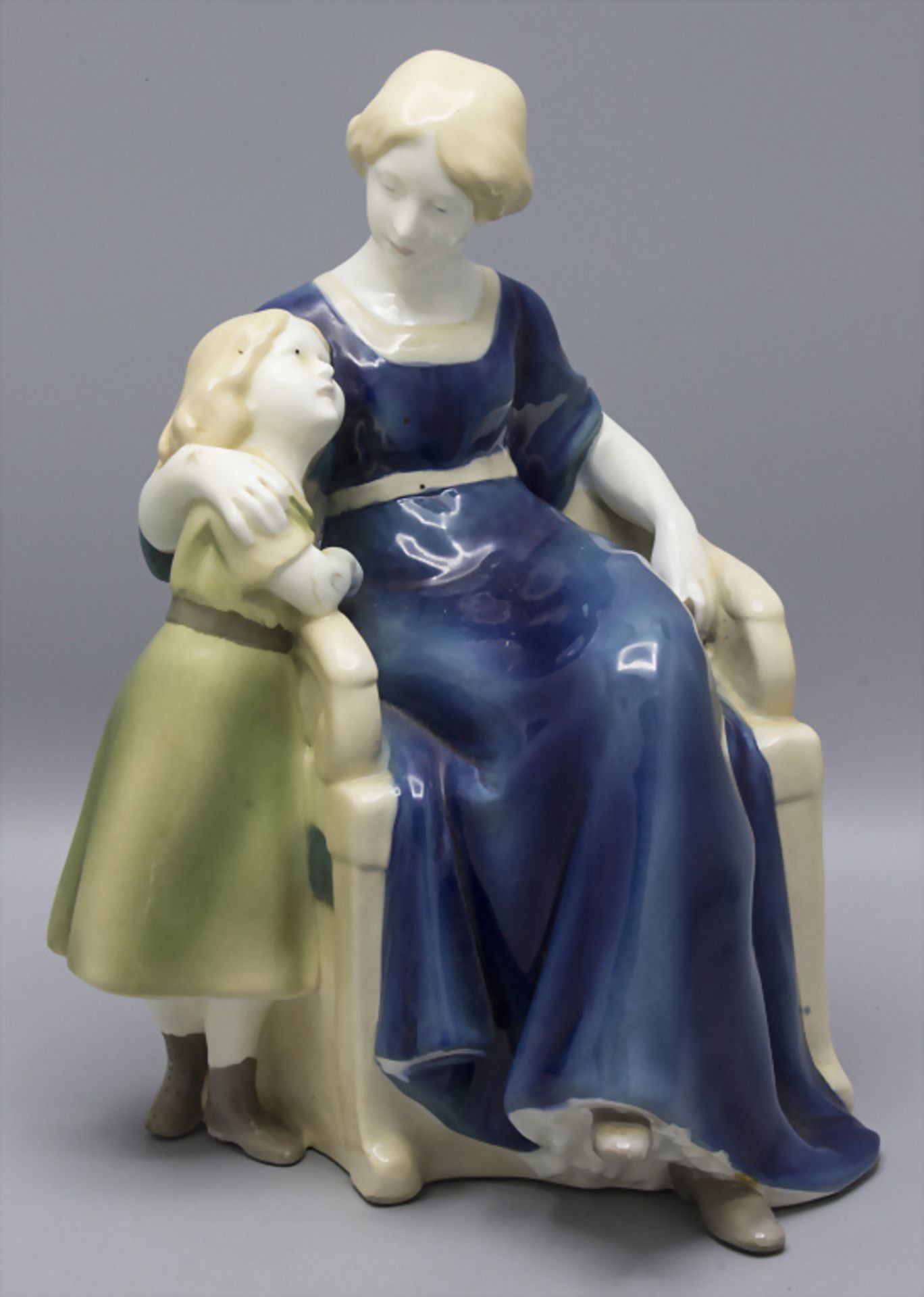 Jugendstil Figurengruppe 'Im Dialog' / An Art Nouveau figural group 'mother and daughter', ...