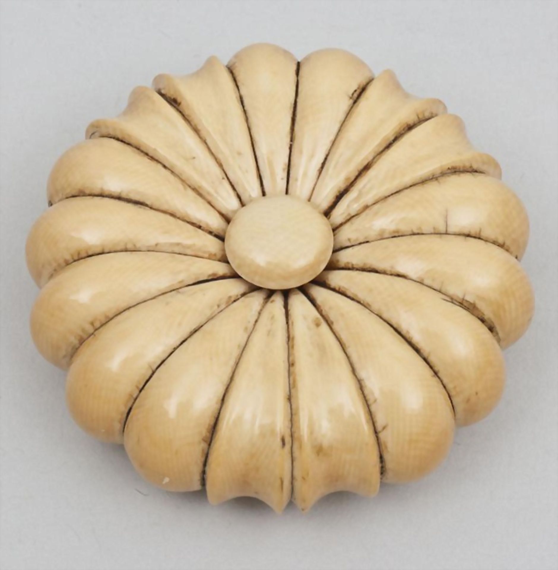 Manju-Netsuke, Japan, um 1900