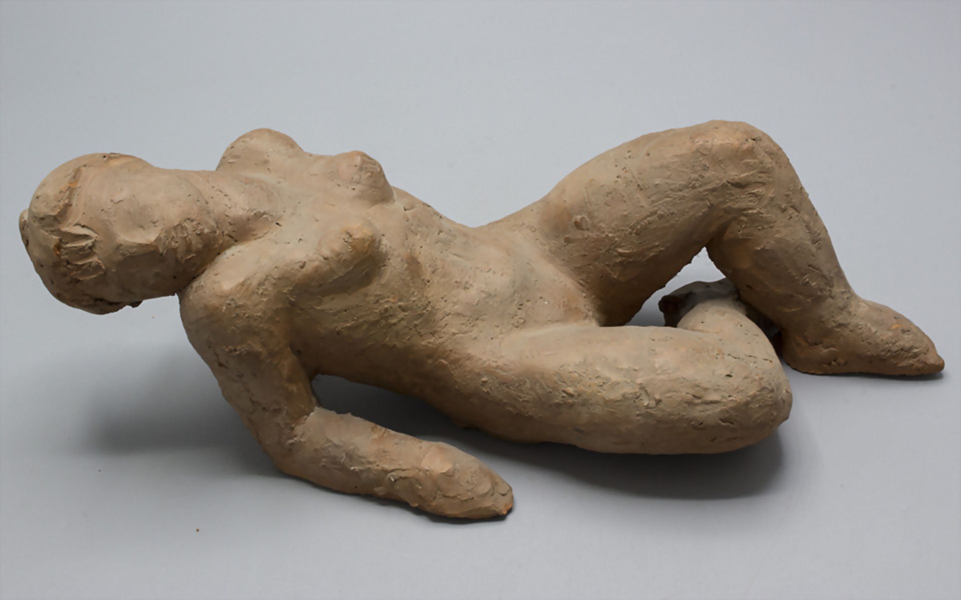 Terracotta Plastik 'Liegender weiblicher Akt', um 1930