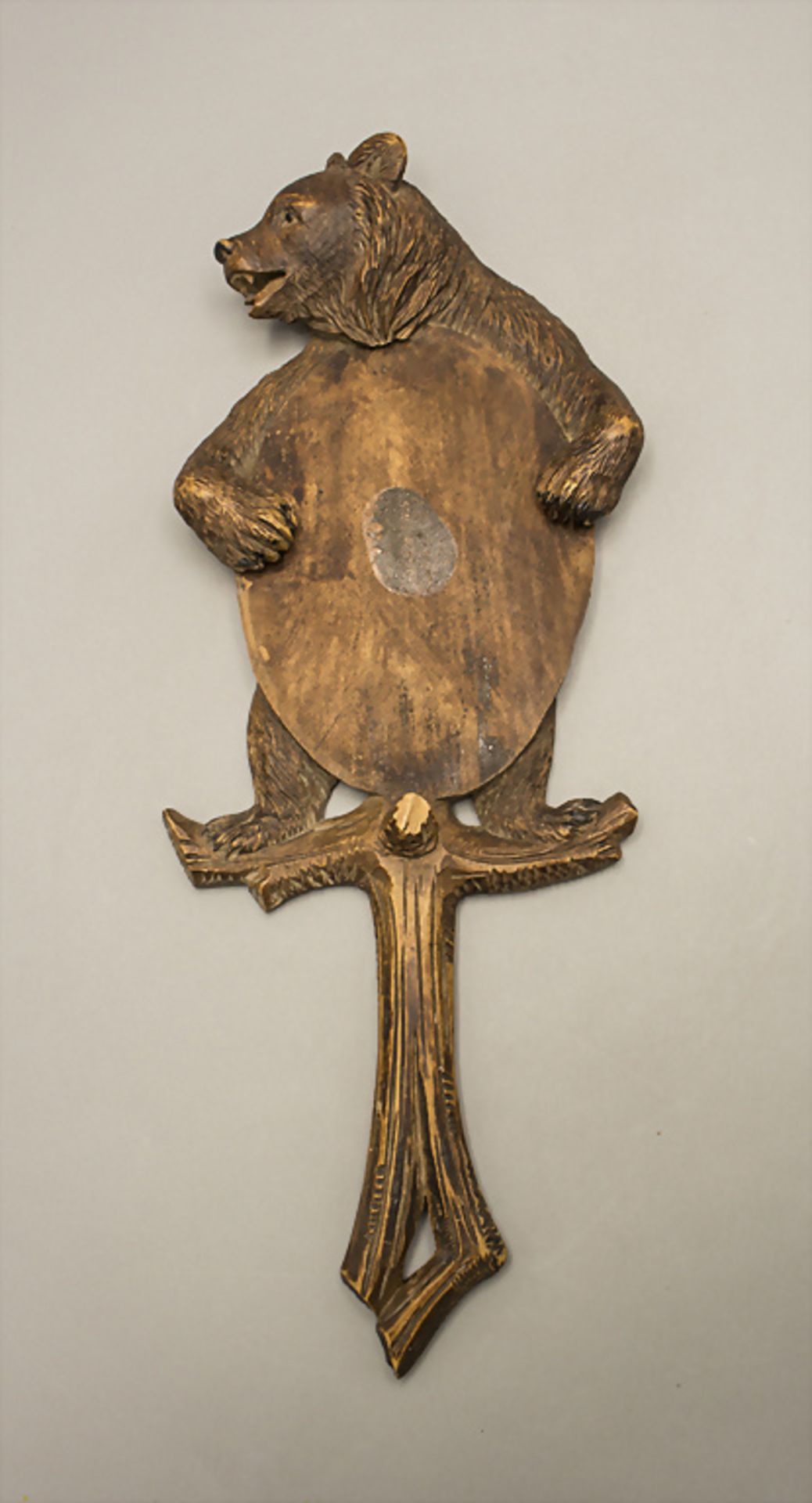 Seltener Handspiegel mit Bär / A rare wooden hand mirror with a bear, Brienz, Schweiz, 19. Jh.