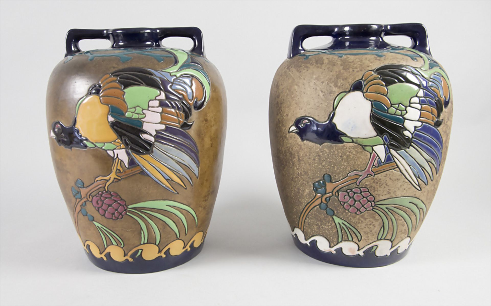 Zwei Art Déco Vasen / Two Art Deco vases, Turn-Teplitz, Amphora-Werke, um 1925