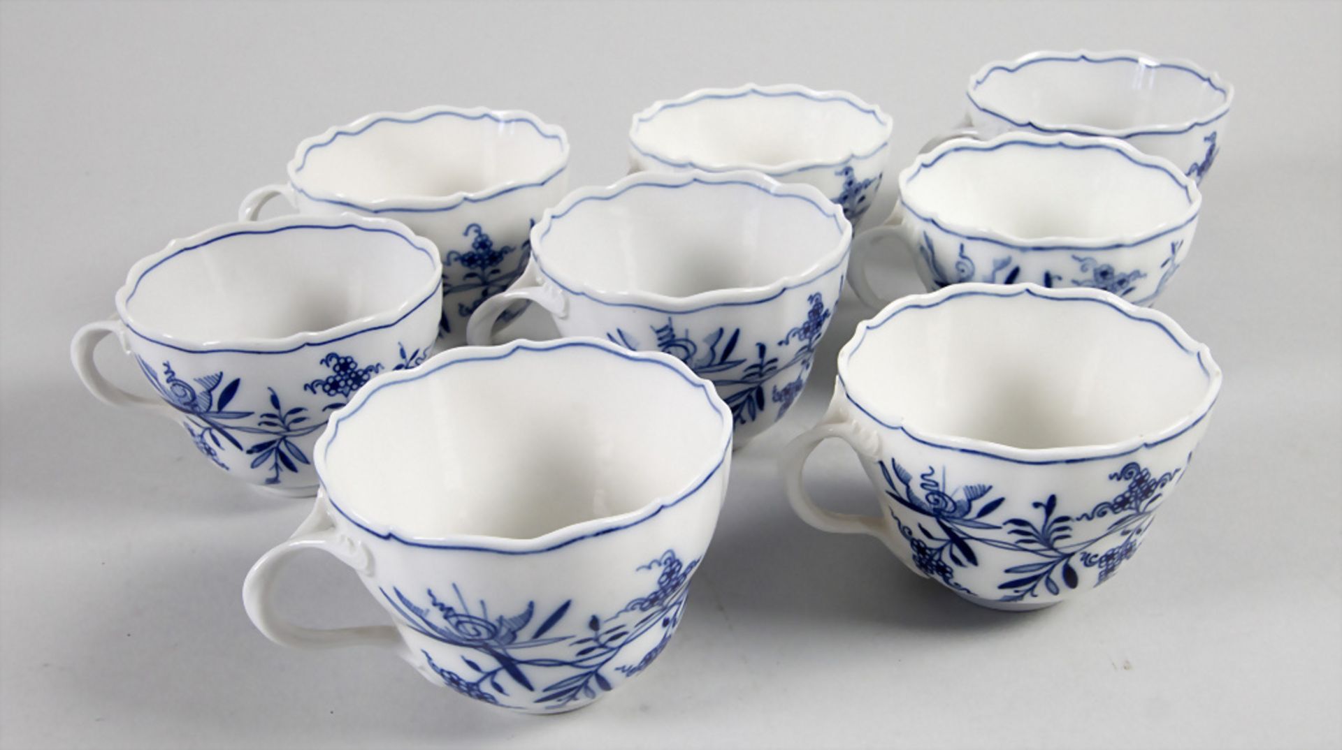 8 Kaffeetassen / 6 coffee cups, Meissen, 19./20. Jh.