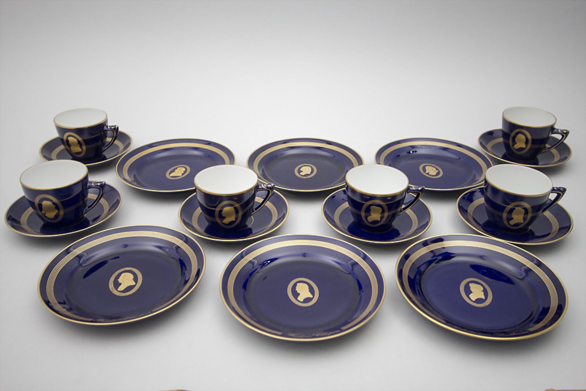 6 Gedecke aus der Komponistenserie / A set of 6 cups, saucers and plates from the composers' ...