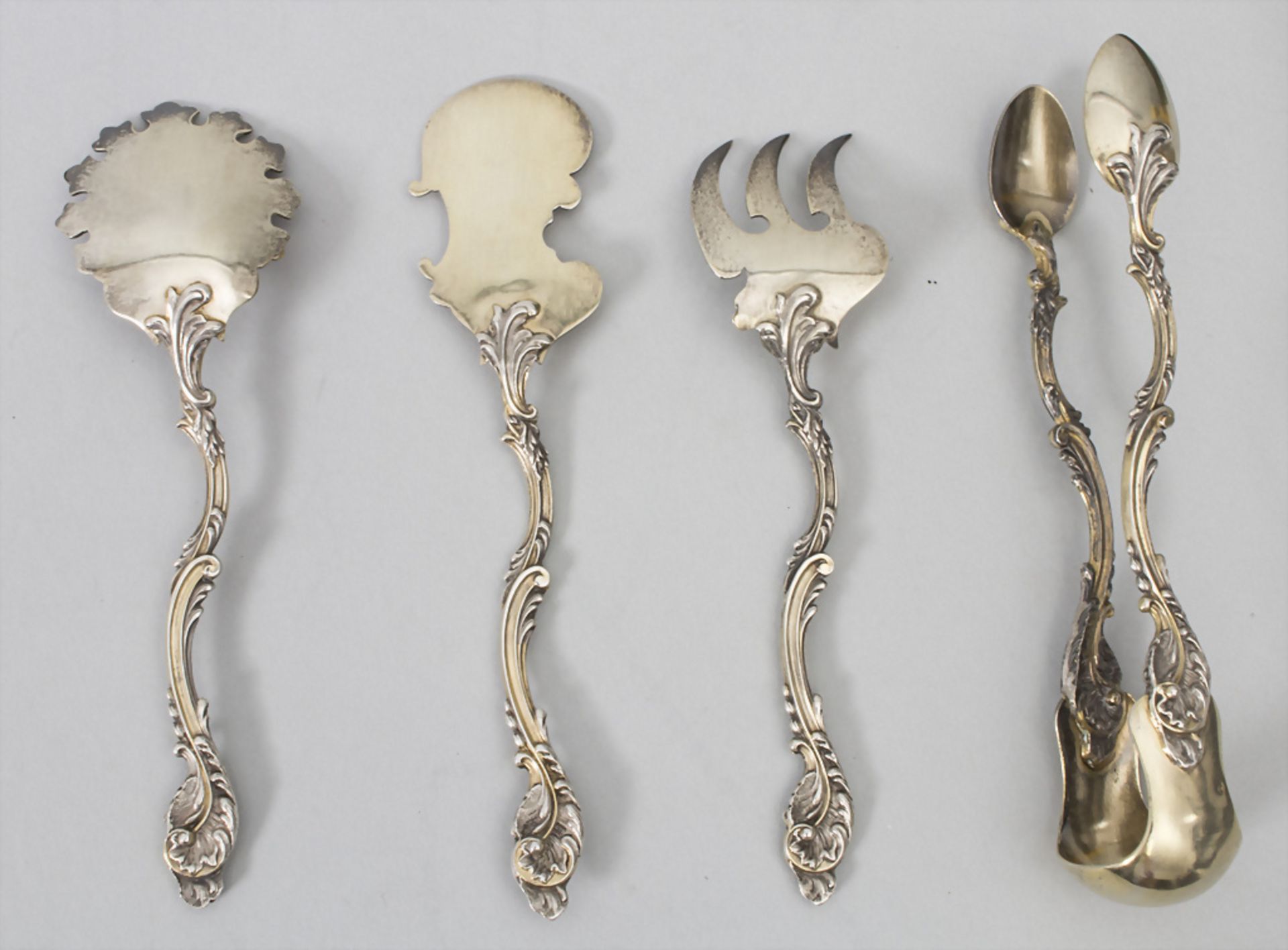 Vierteiliges Vorlegebesteck / A four-part silver serving cutlery, Alphonse Debain, Paris, um 1900 - Bild 2 aus 9