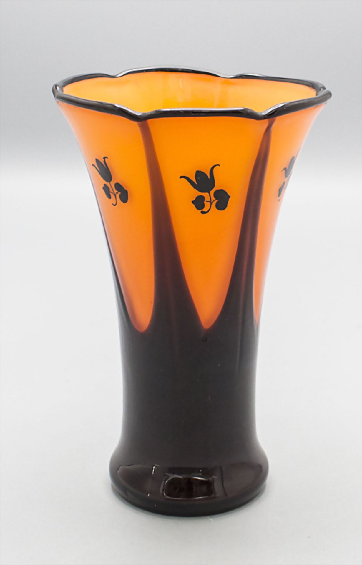 Seltene Jugendstil Vase / A rare Art Nouveau vase with flowers, Johann Loetz Wwe, Entw. ...