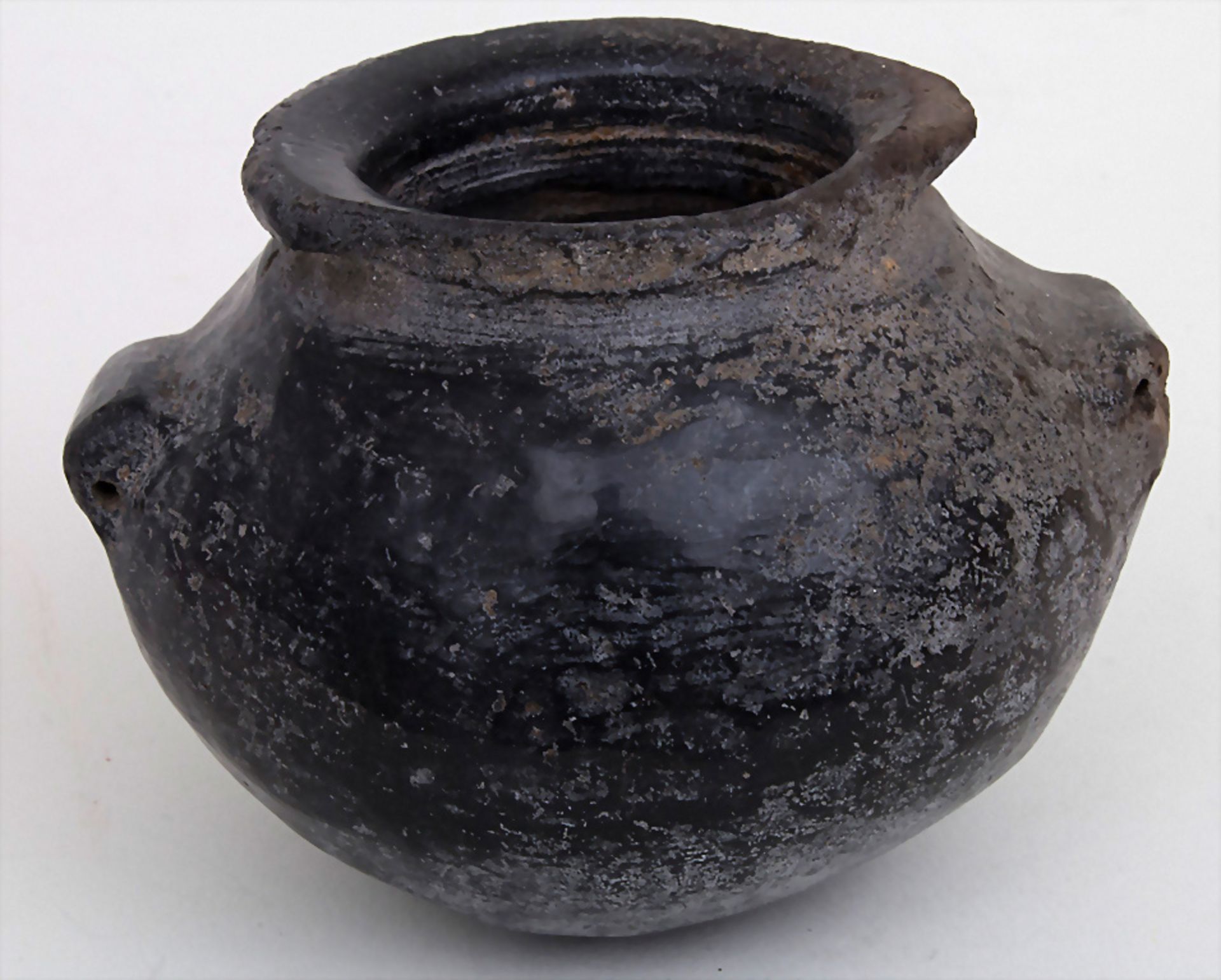 Kleines antikes Gefäß / A small antique vessel