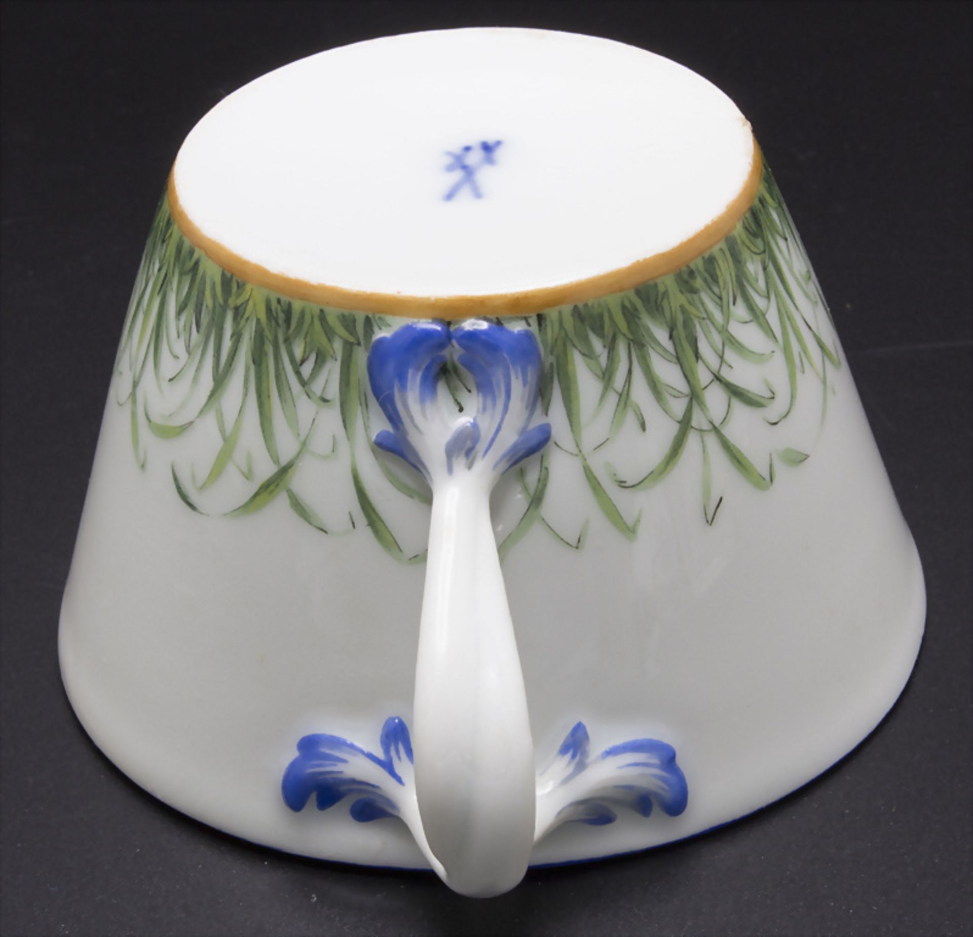 Tasse und UT mit Monogramm / A cup with saucer with monogram, Meissen, Anfang 19. Jh. - Bild 8 aus 9