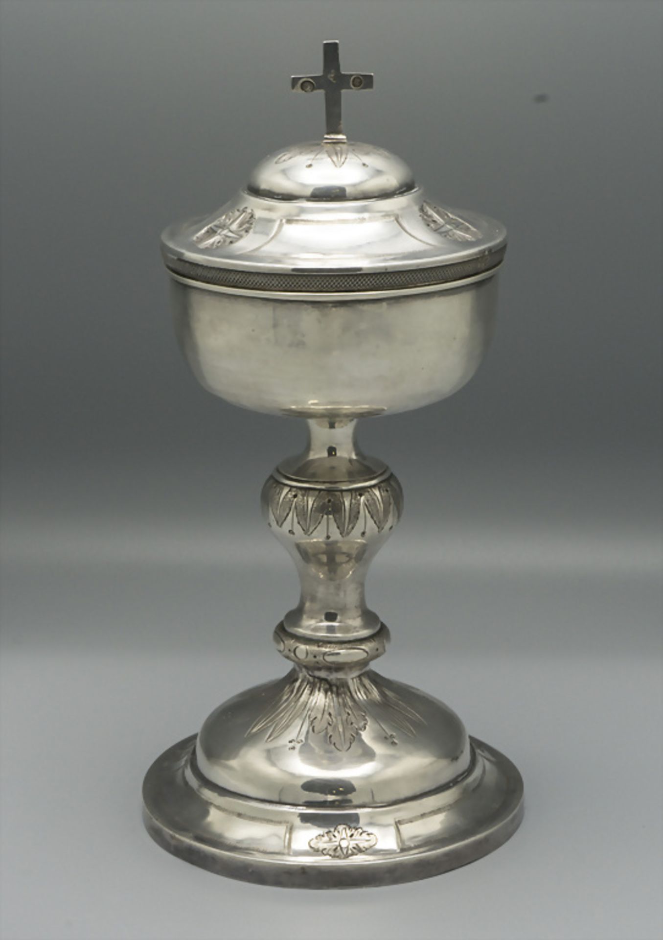 Ziborium / Ciboire en argent massif / A silver ciborium, Joseph Convert, Lyon, 1798-1809