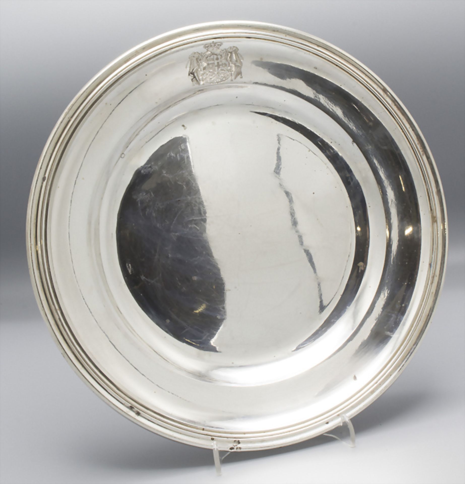 12 Silberteller / 12 assiettes en argent massif / A set of 12 silver plates, Odiot, Paris, um 1870 - Image 28 of 29
