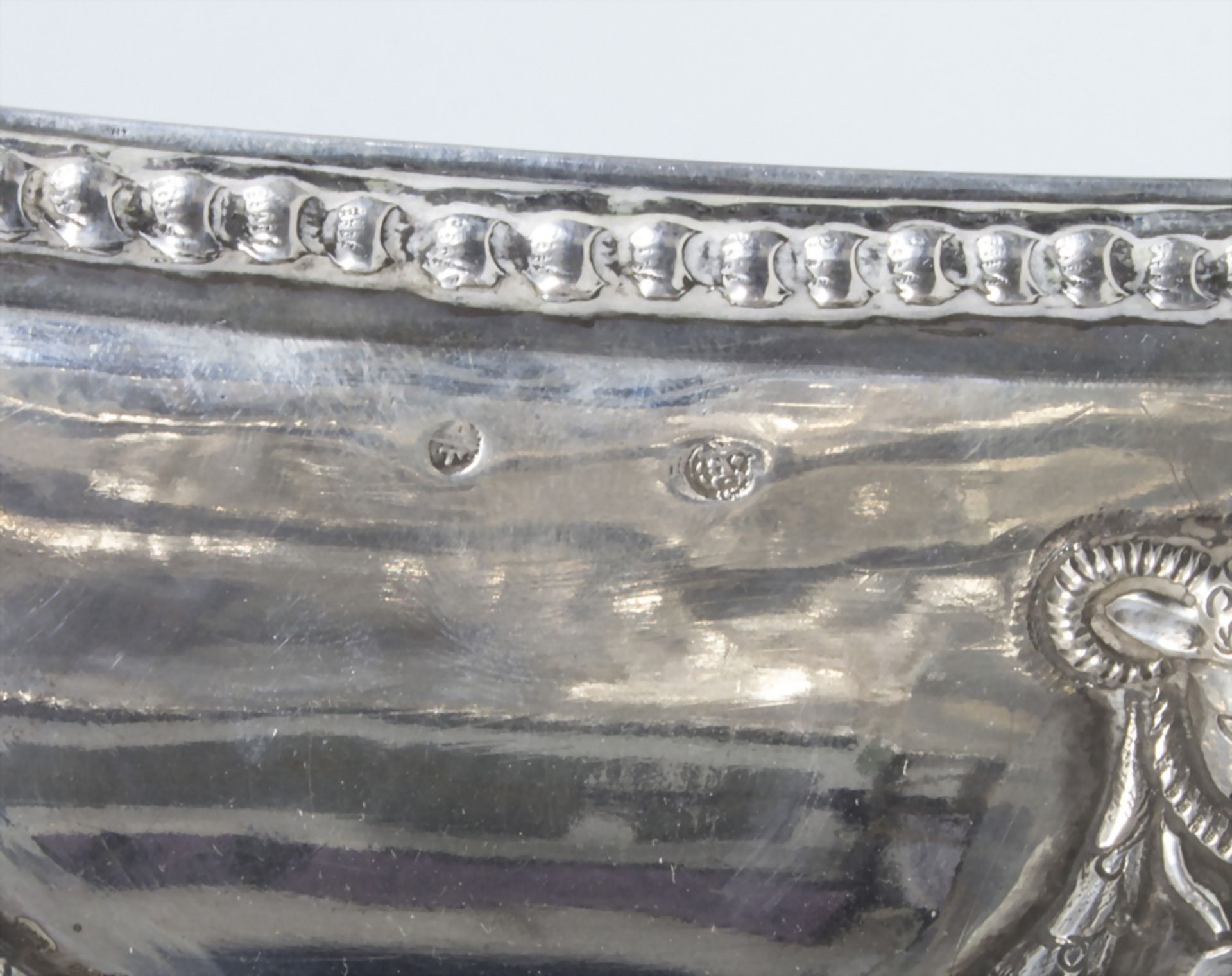Etrog Schale / A Sukkot (Sukkes) silver bowl, Breslau / Wrocław, um 1800 - Image 4 of 5