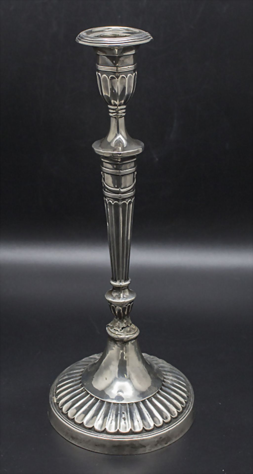 Kerzenleuchter / A silver candlestick, Daniel & John Wellby, London, 1899 - Bild 2 aus 6