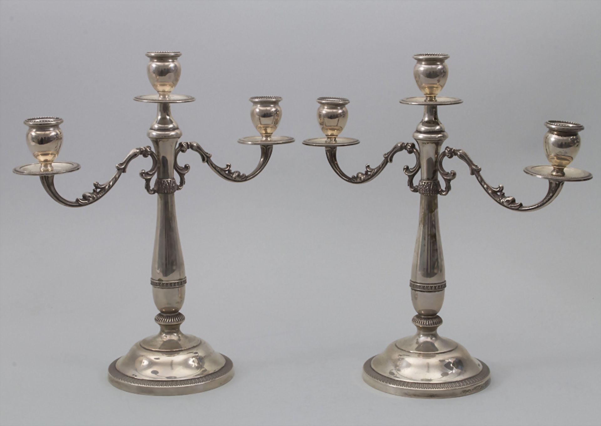 Paar Girandolen / A pair of silver girandoles, Alessandria, 20. Jh. - Bild 2 aus 9