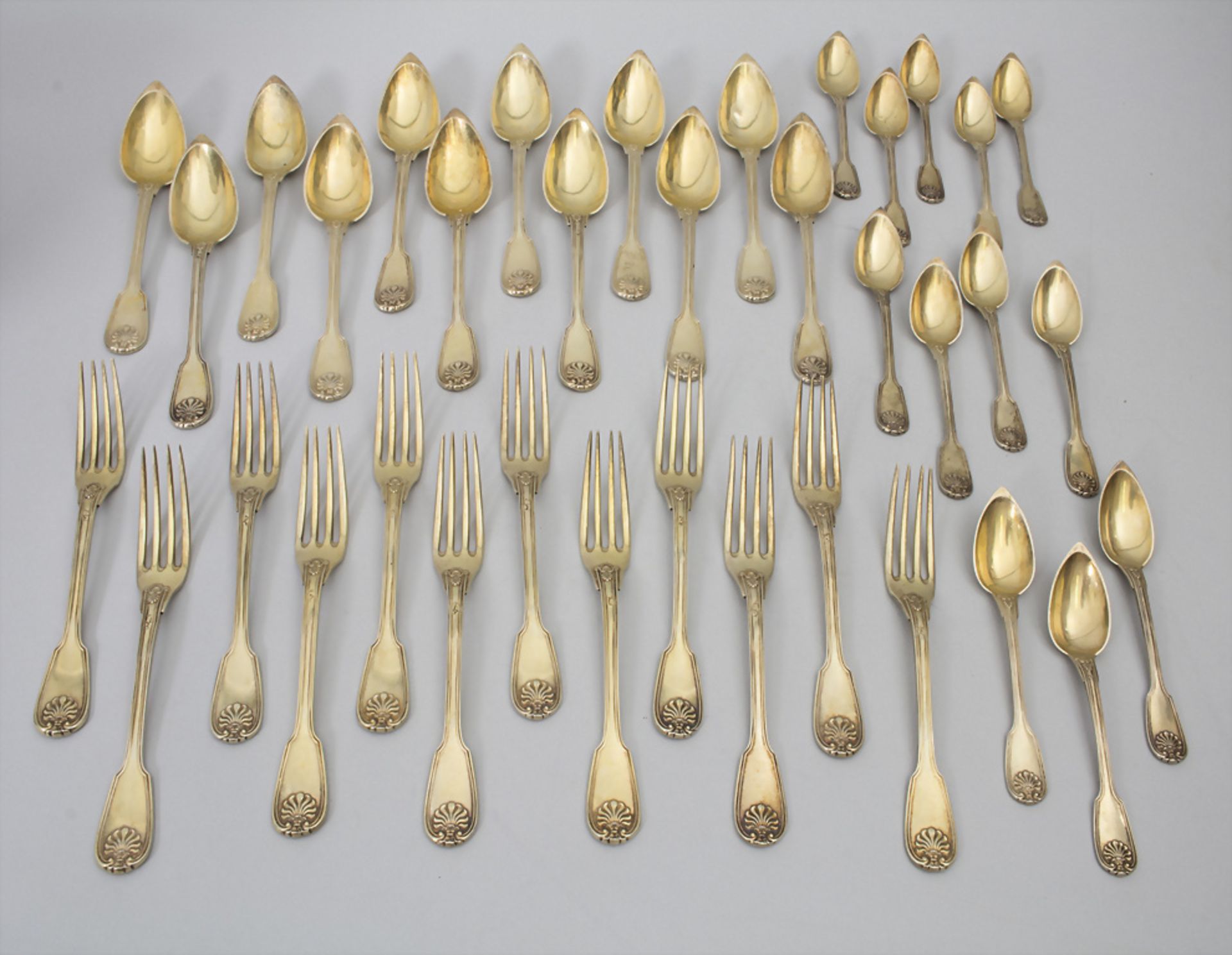 36 tlg. Silberbesteck / A 36-piece set of silver cutlery, Charles Salomon Mahler, Paris, 1824-1833