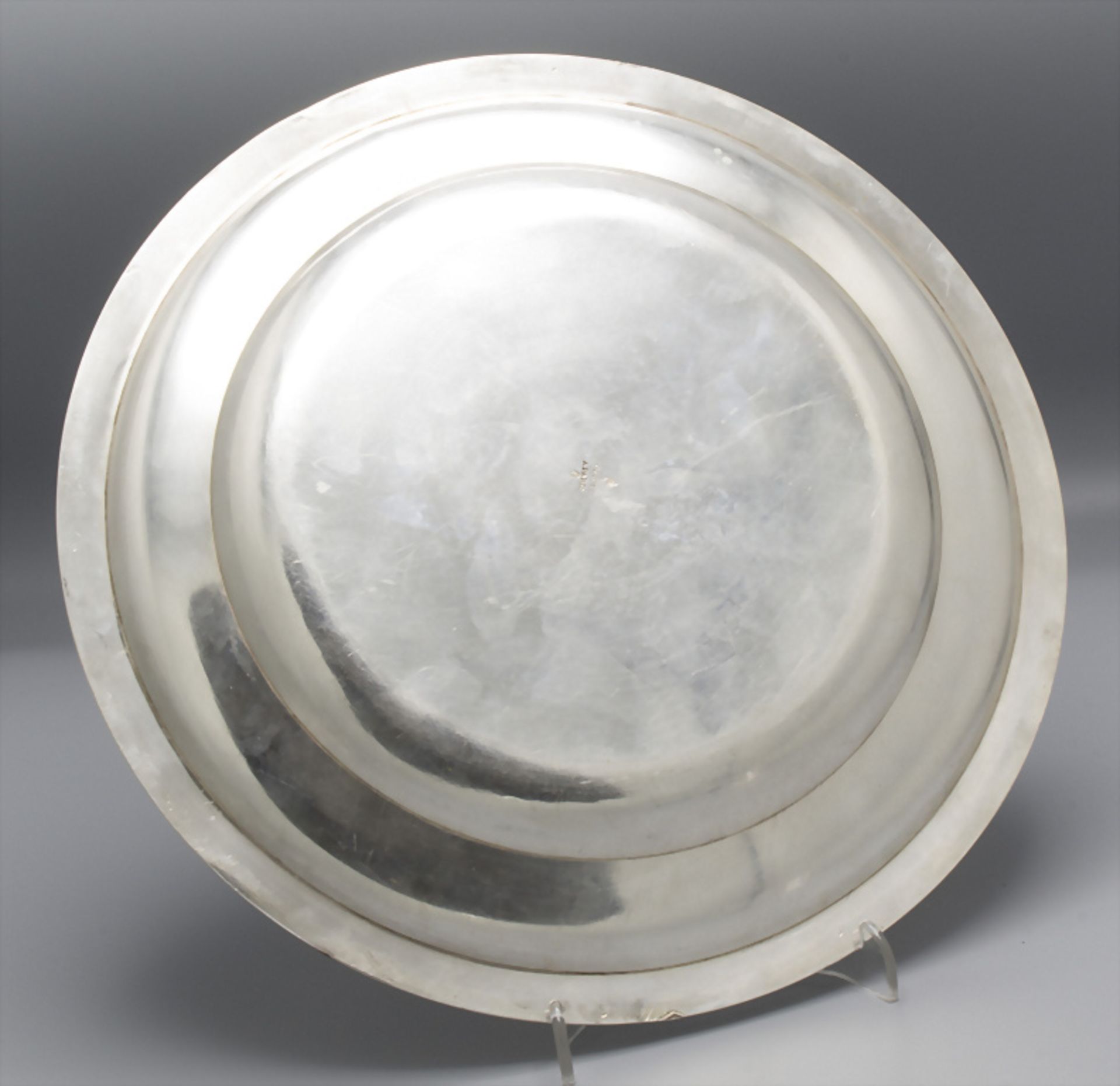 12 Silberteller / 12 assiettes en argent massif / A set of 12 silver plates, Odiot, Paris, um 1870 - Image 19 of 29