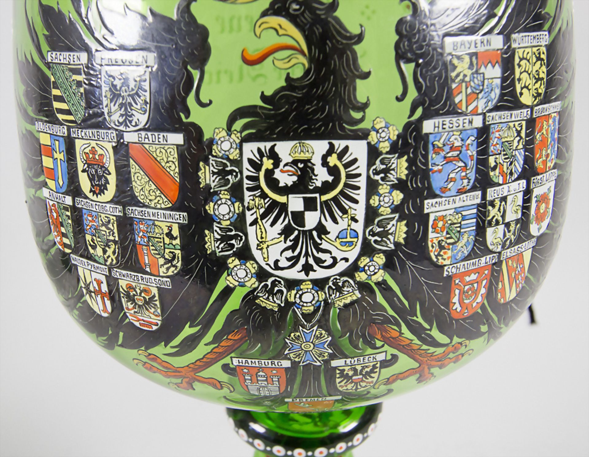 Heraldik, Historismus Glaspokal mit Reichsadler und Wappen, wohl Fritz Heckert, Ende 19. Jh. - Image 2 of 7