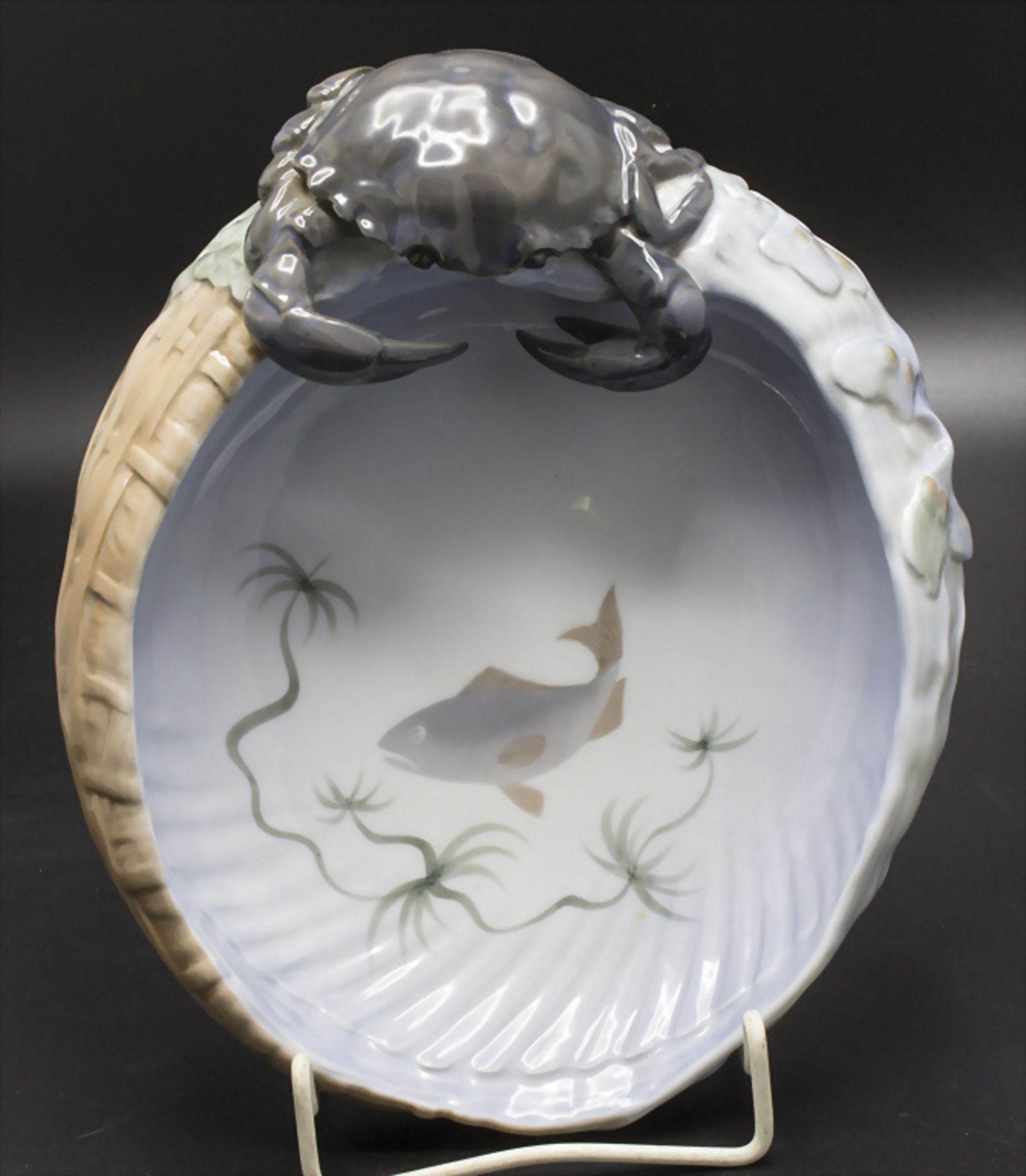 Schale mit Taschenkrebs / A bowl with a crab, Erik Nielson, Royal Copenhagen, 1965