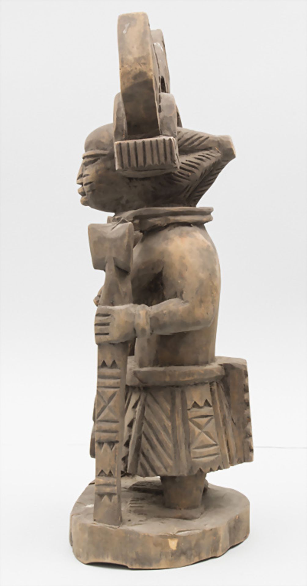 Stehende Youruba-Figur / A standing Yoruba figure, Nigeria - Bild 2 aus 7