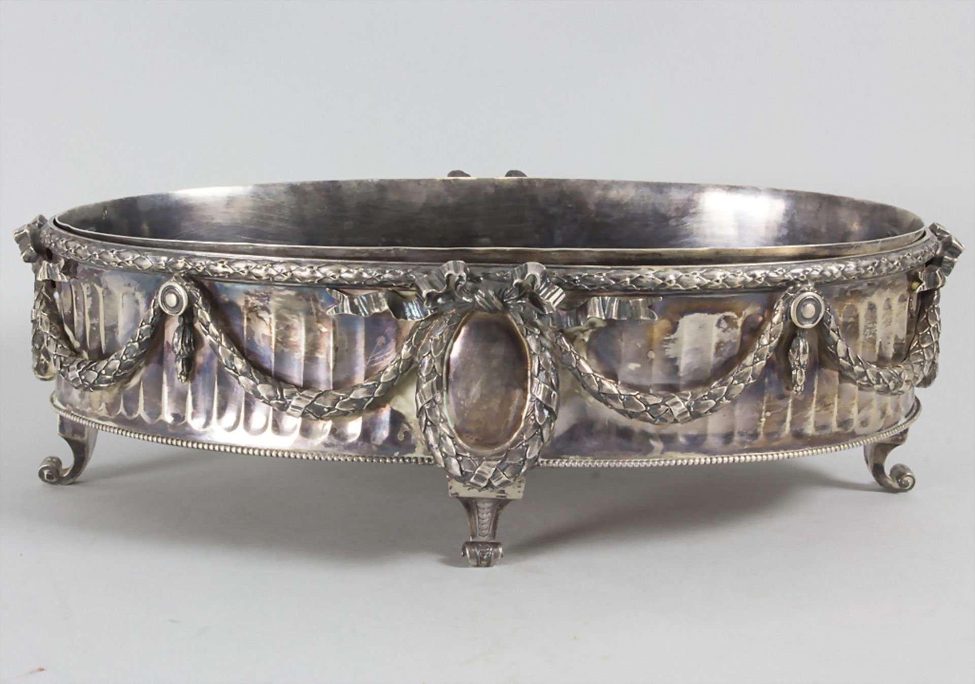 Jardiniere / A silver centerpiece, V. Boivin, Paris, um 1900 - Bild 2 aus 7