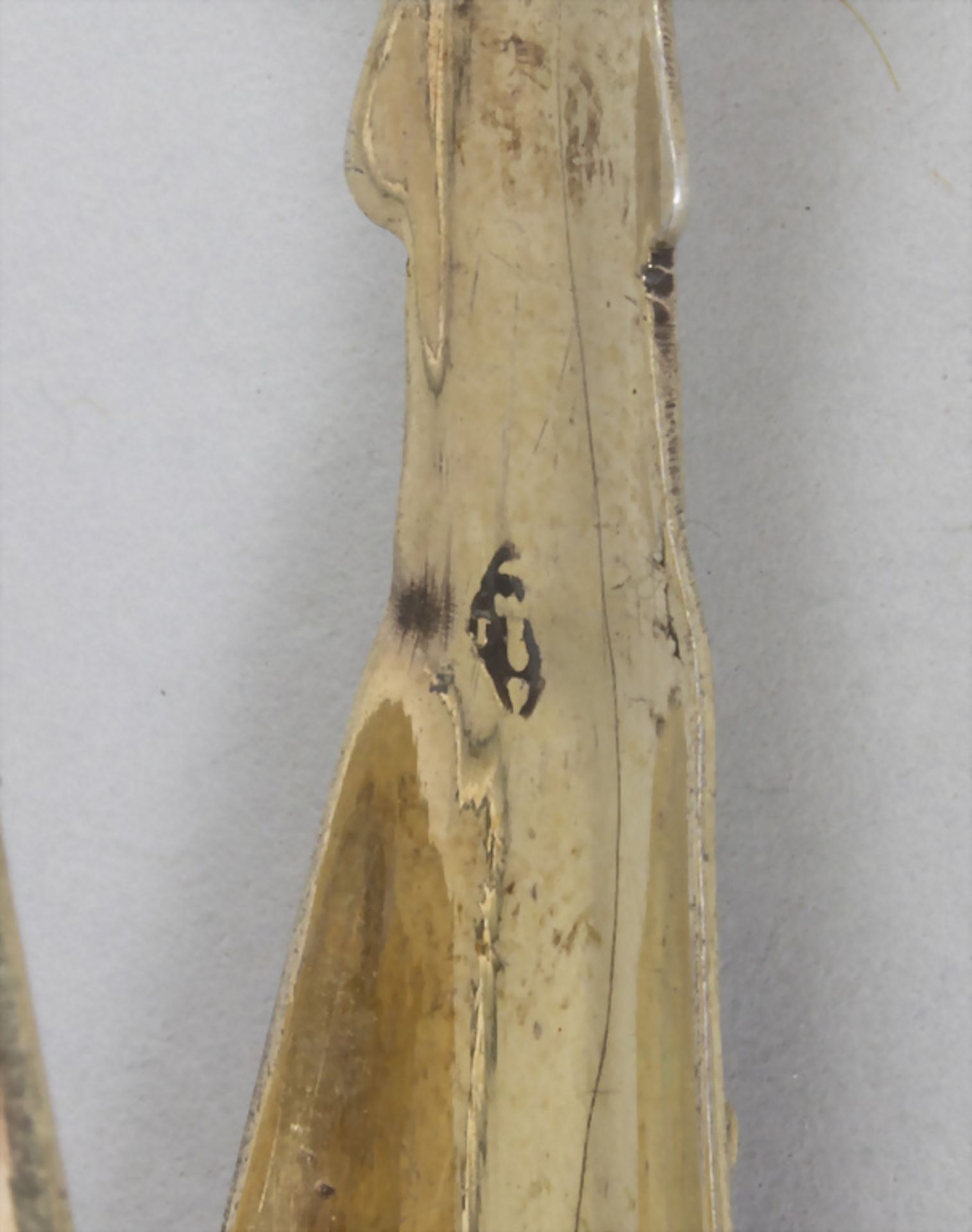 Vermeil-Zuckerzange / Silver sugar tongs, Paris, nach 1819 - Image 4 of 4