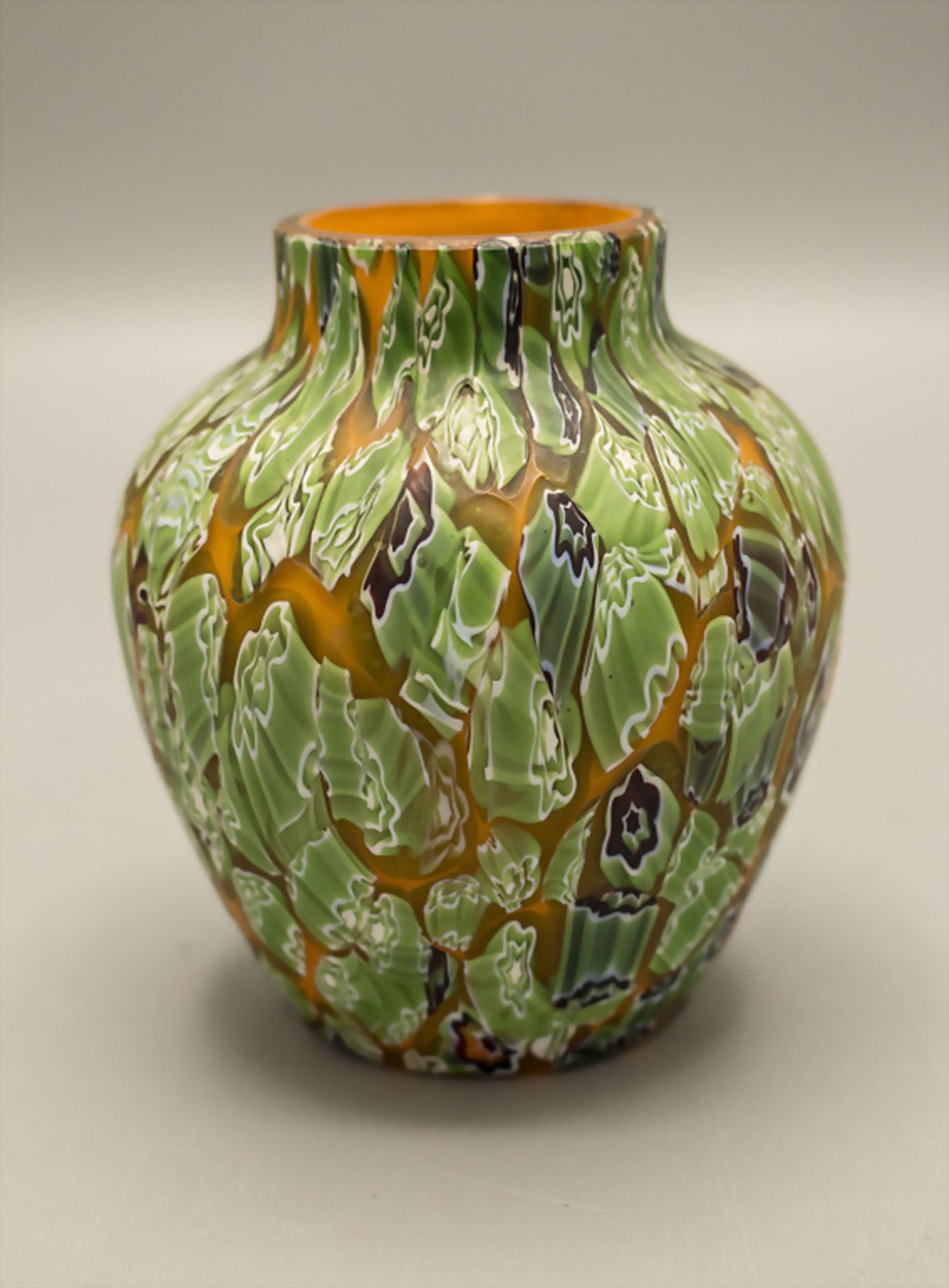 Miniaturväschen / A miniature glass vase, Murano, Aureljano & Toso, um 1915 - Image 3 of 3