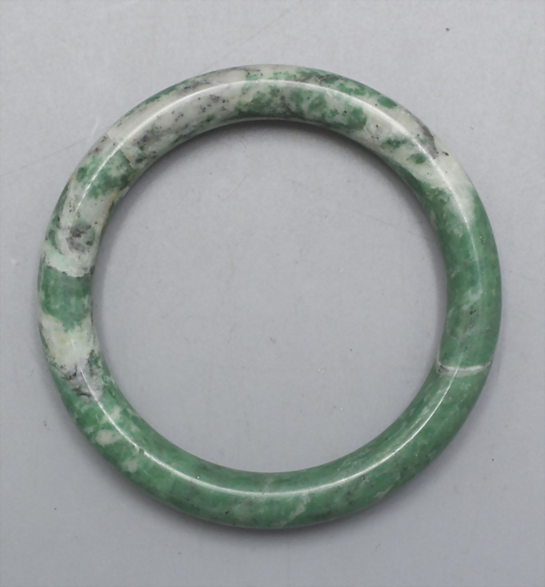 Armreif, wohl Jade / A bracelet, probably jade, China, 1930er