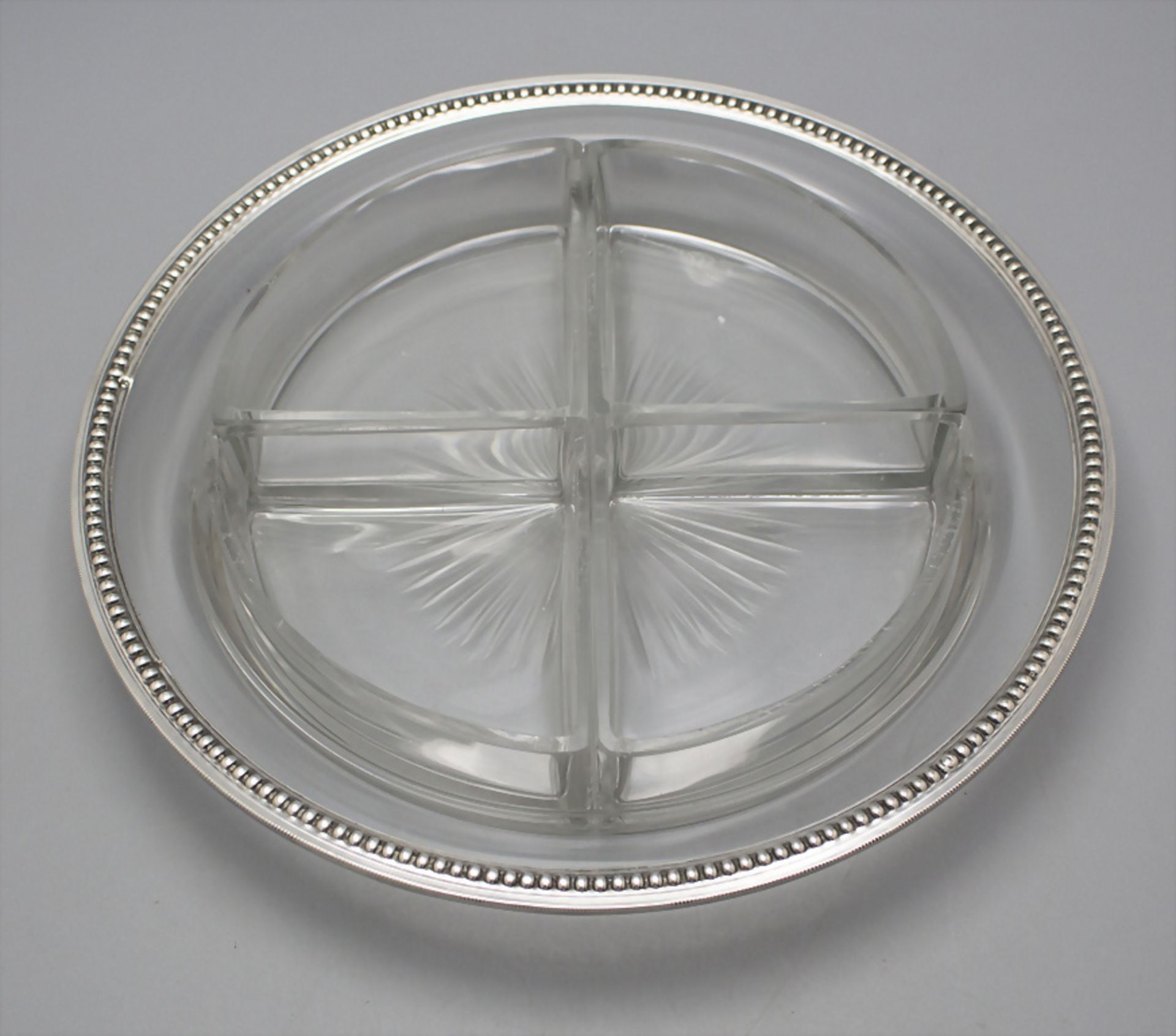 Glaskabarett / Anbietschale mit Silbermontur / A serving dish with silver mount, Charles ...