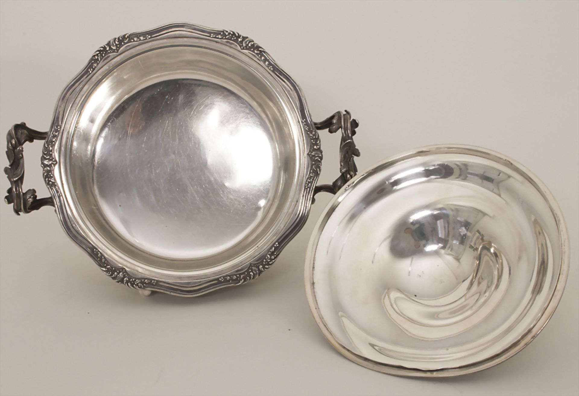 Deckelterrine / A covered silver tureen / Légumier en argent / Emile Puiforcat, Paris, um 1900 - Image 6 of 9