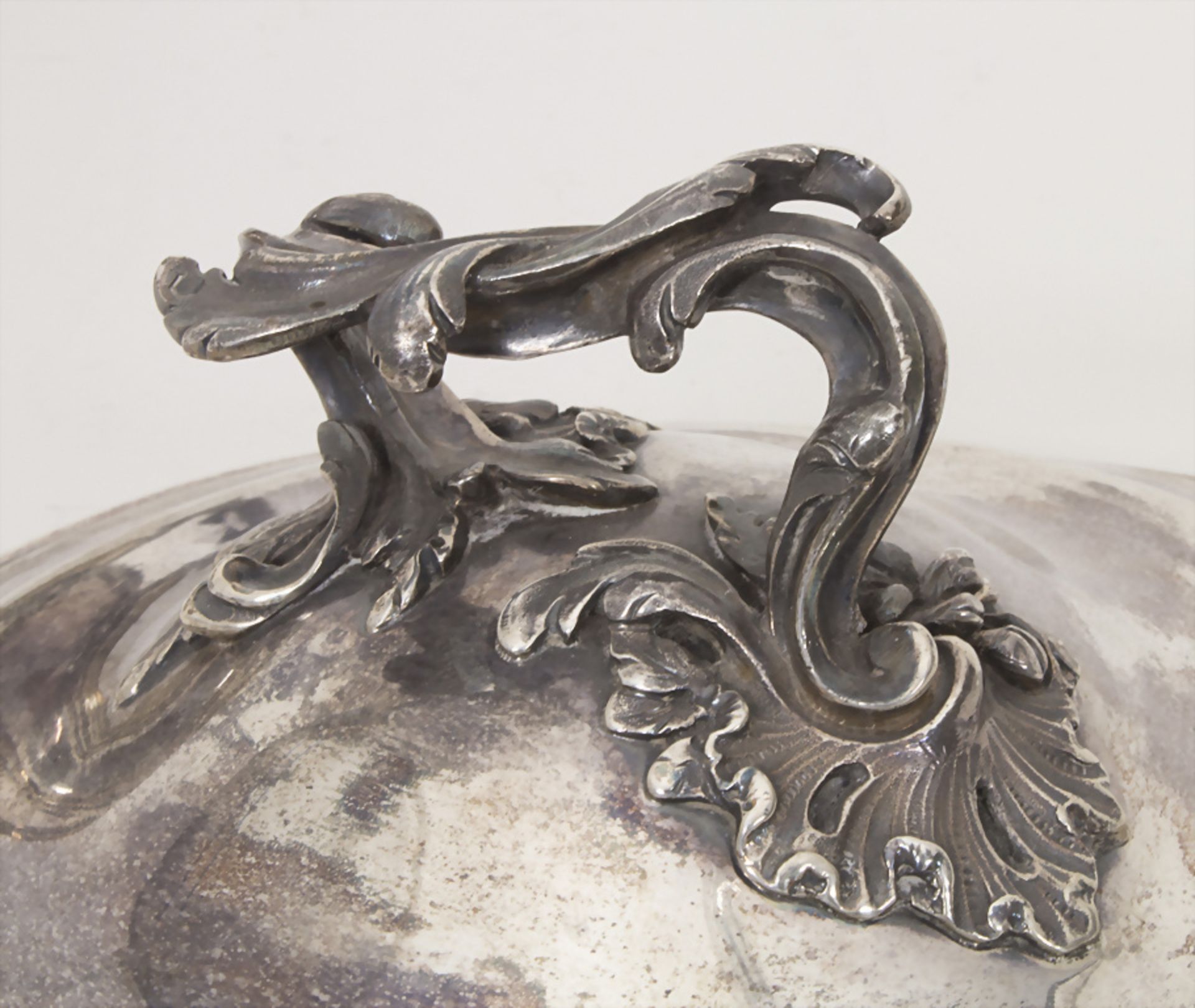 Deckelterrine / A covered silver tureen / Légumier en argent / Emile Puiforcat, Paris, um 1900 - Image 8 of 9