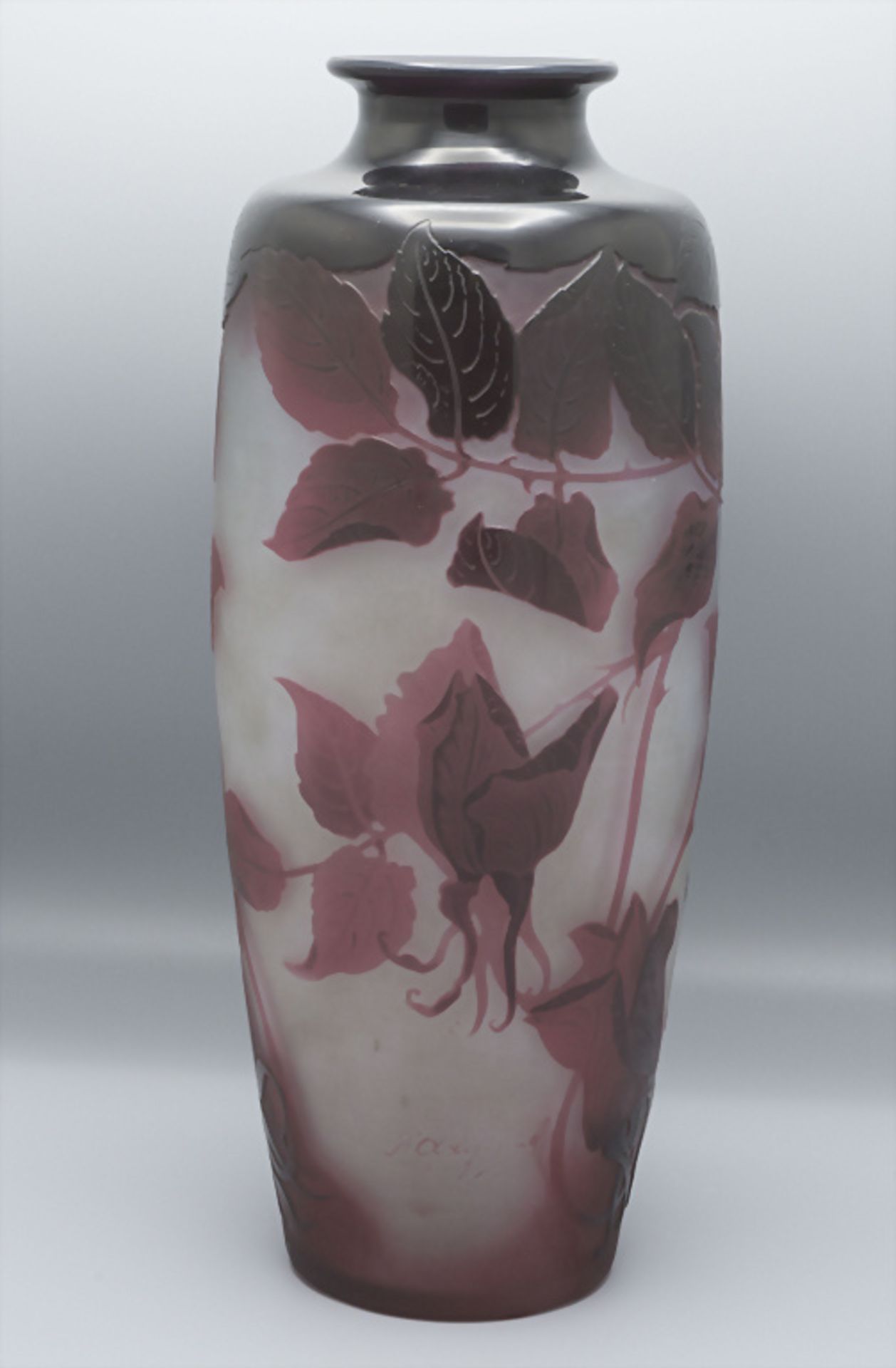 Jugendstil Vase mit Rosenzweigen / An Art Nouveau cameo glass vase with roses, Paul Nicolas, ... - Image 3 of 8