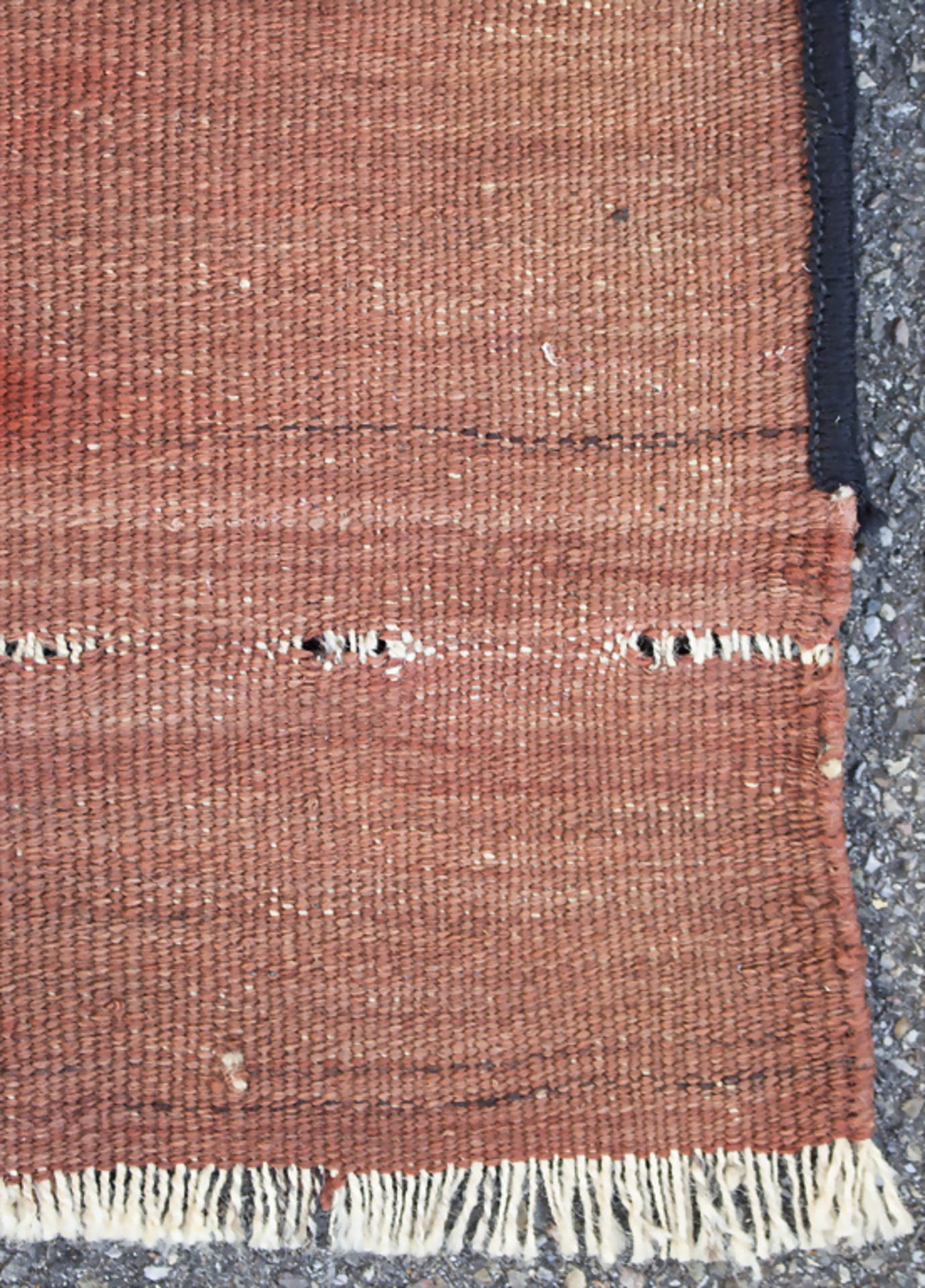 Orientteppich, Zelttasche / An oriental carpet, tentbag - Image 4 of 4