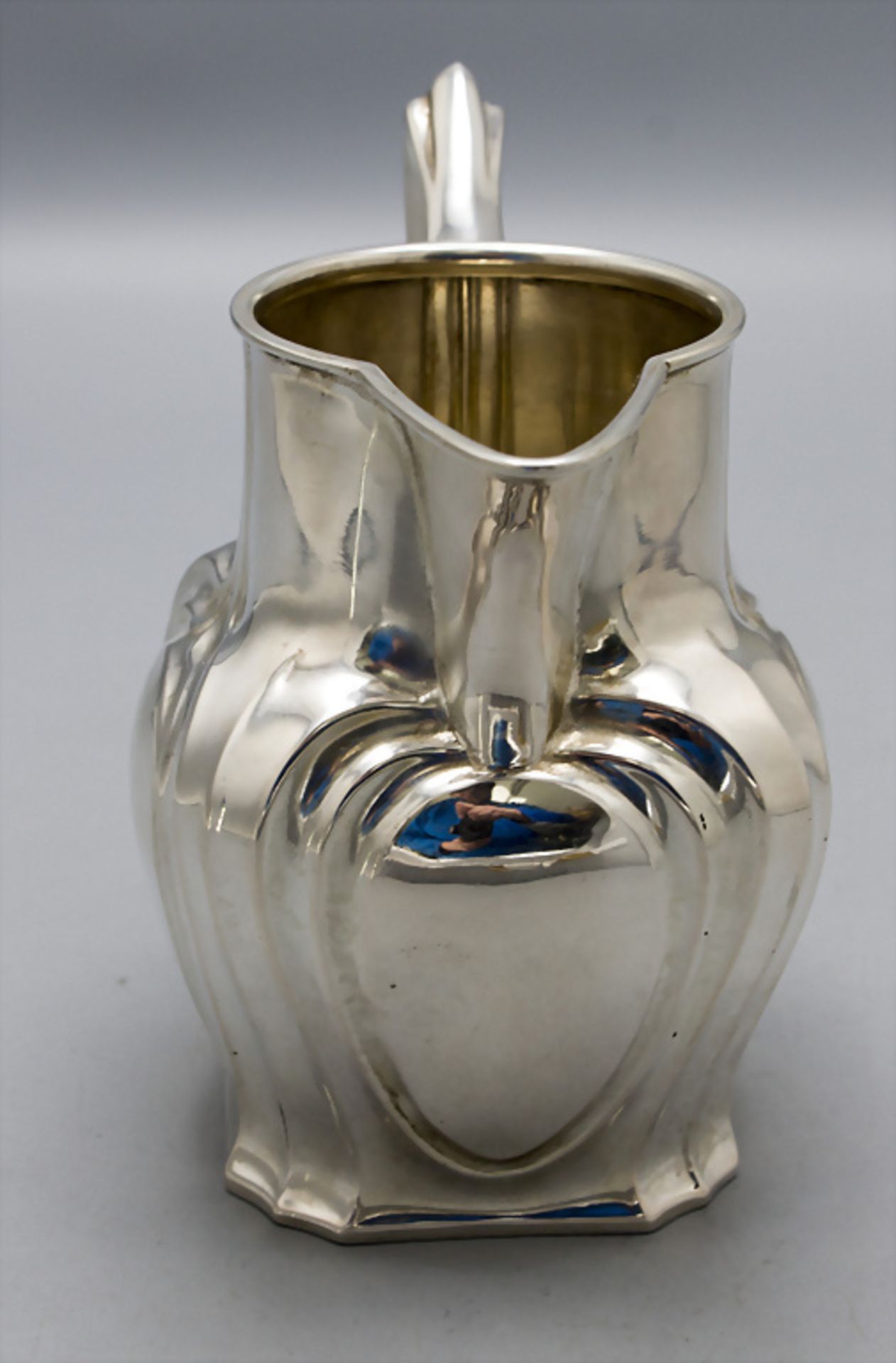 Jugendstil Teeservice / An Art Nouveau silver tea set, Wien, um 1900 - Image 10 of 11