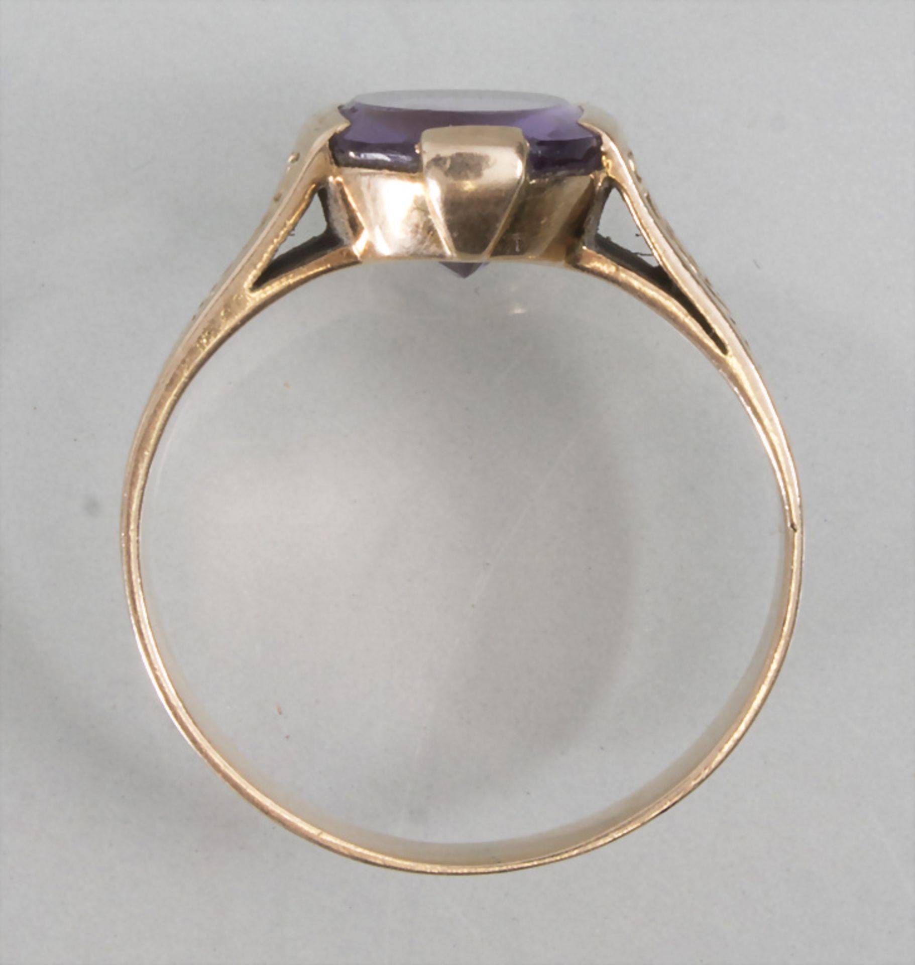 Damenring mit Amethyst / A ladies 14k gold ring with amethyst - Bild 2 aus 2